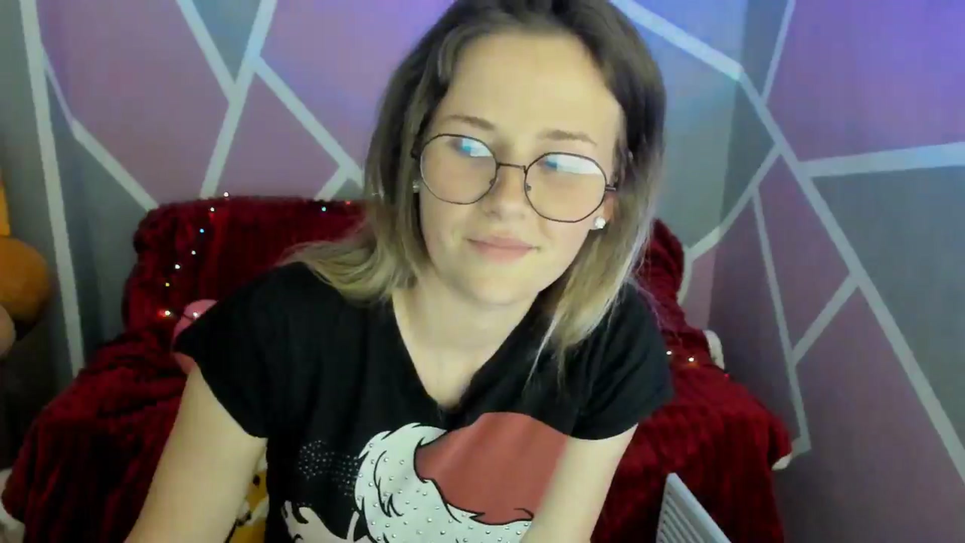 Gallery image thumbnail from Sexy_Ukr's myfreecams stream on, 05/24/2024, 16:22 image 16 of 20