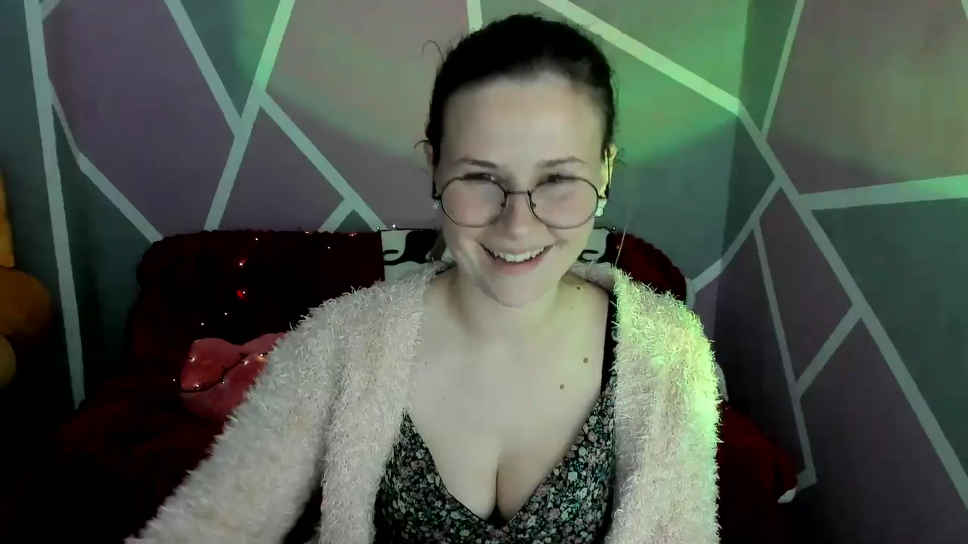 Gallery image thumbnail from Sexy_Ukr's myfreecams stream on, 05/27/2024, 19:06 image 9 of 20