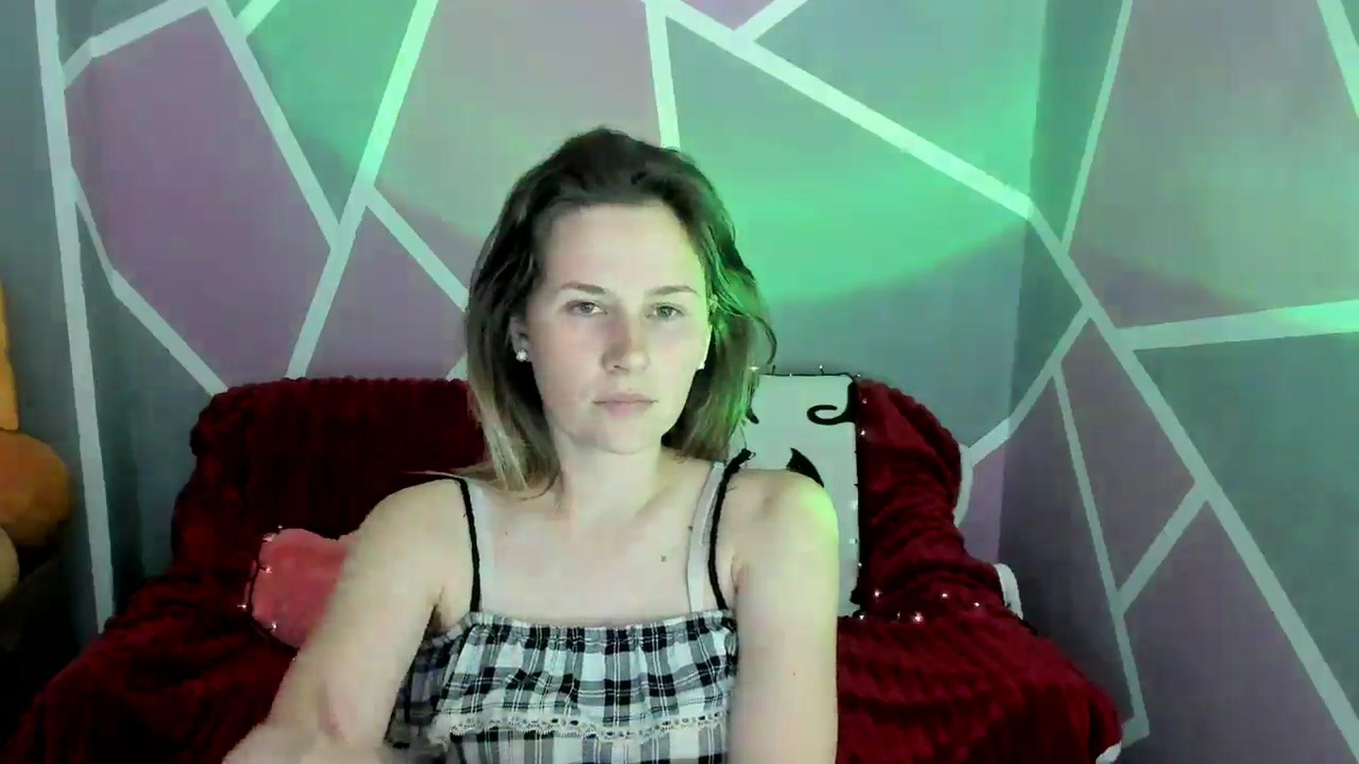Gallery image thumbnail from Sexy_Ukr's myfreecams stream on, 05/30/2024, 16:19 image 14 of 20