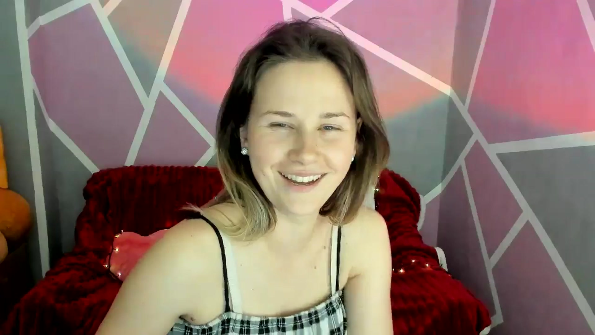 Gallery image thumbnail from Sexy_Ukr's myfreecams stream on, 05/30/2024, 16:19 image 19 of 20
