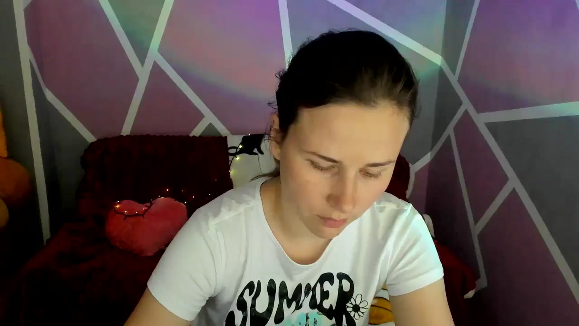 Gallery image thumbnail from Sexy_Ukr's myfreecams stream on, 06/05/2024, 16:24 image 4 of 20
