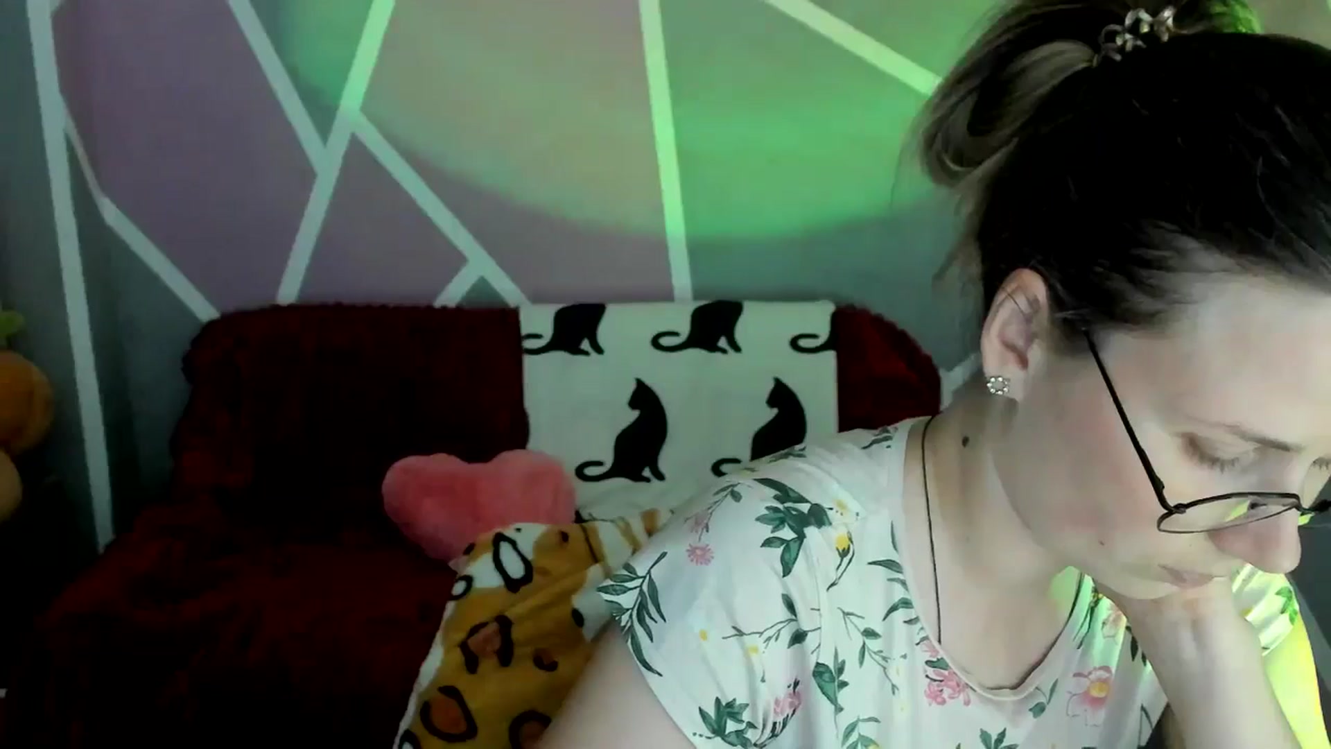 Gallery image thumbnail from Sexy_Ukr's myfreecams stream on, 06/14/2024, 17:24 image 7 of 20