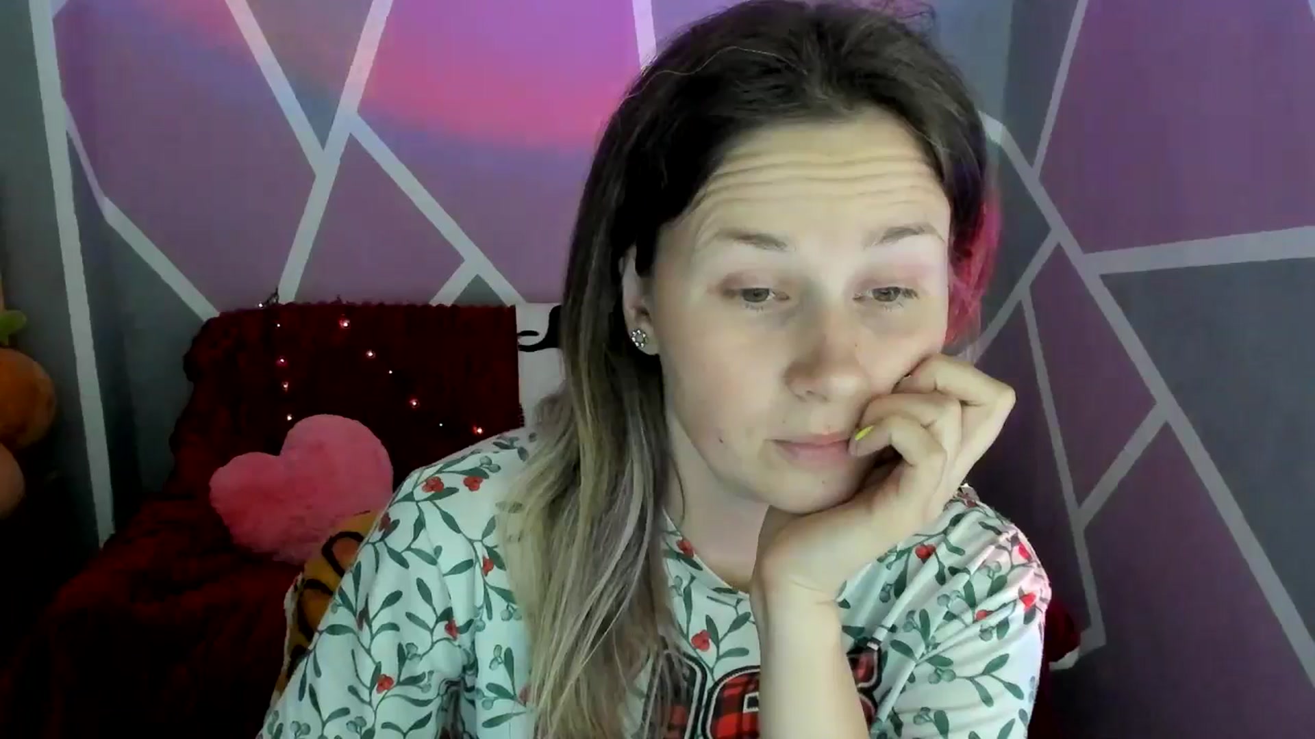 Gallery image thumbnail from Sexy_Ukr's myfreecams stream on, 06/21/2024, 15:02 image 8 of 20