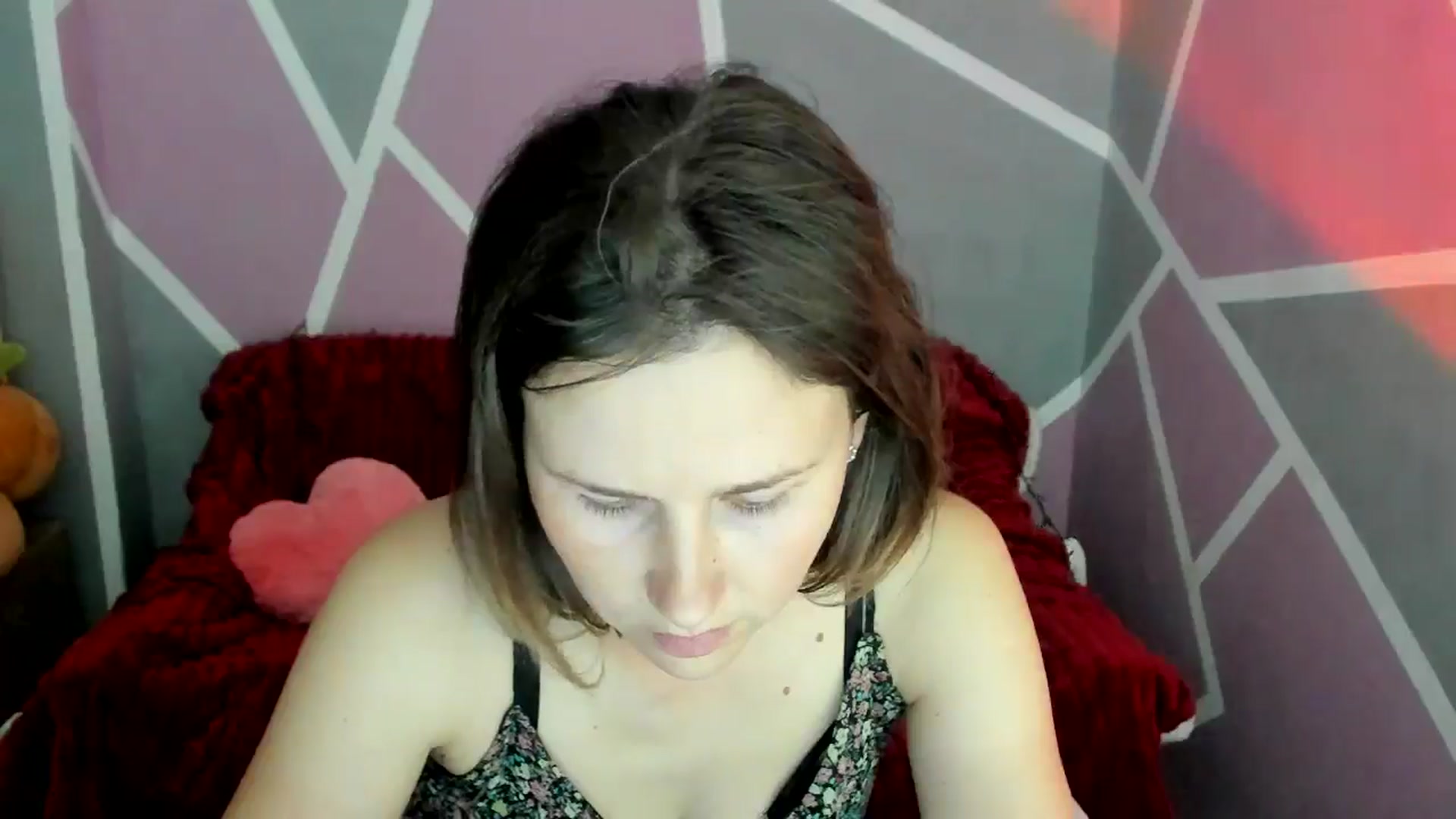 Gallery image thumbnail from Sexy_Ukr's myfreecams stream on, 06/23/2024, 16:10 image 13 of 20