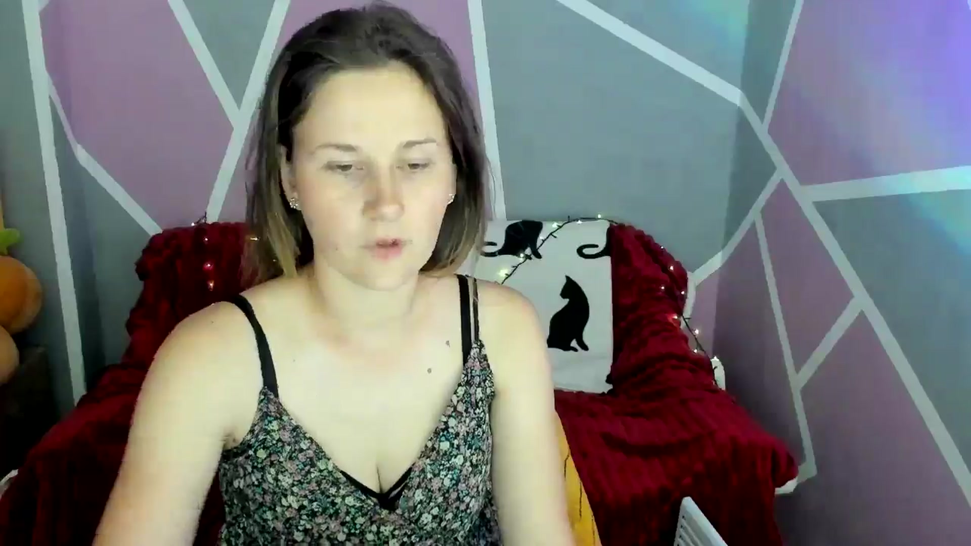 Gallery image thumbnail from Sexy_Ukr's myfreecams stream on, 06/23/2024, 16:10 image 3 of 20