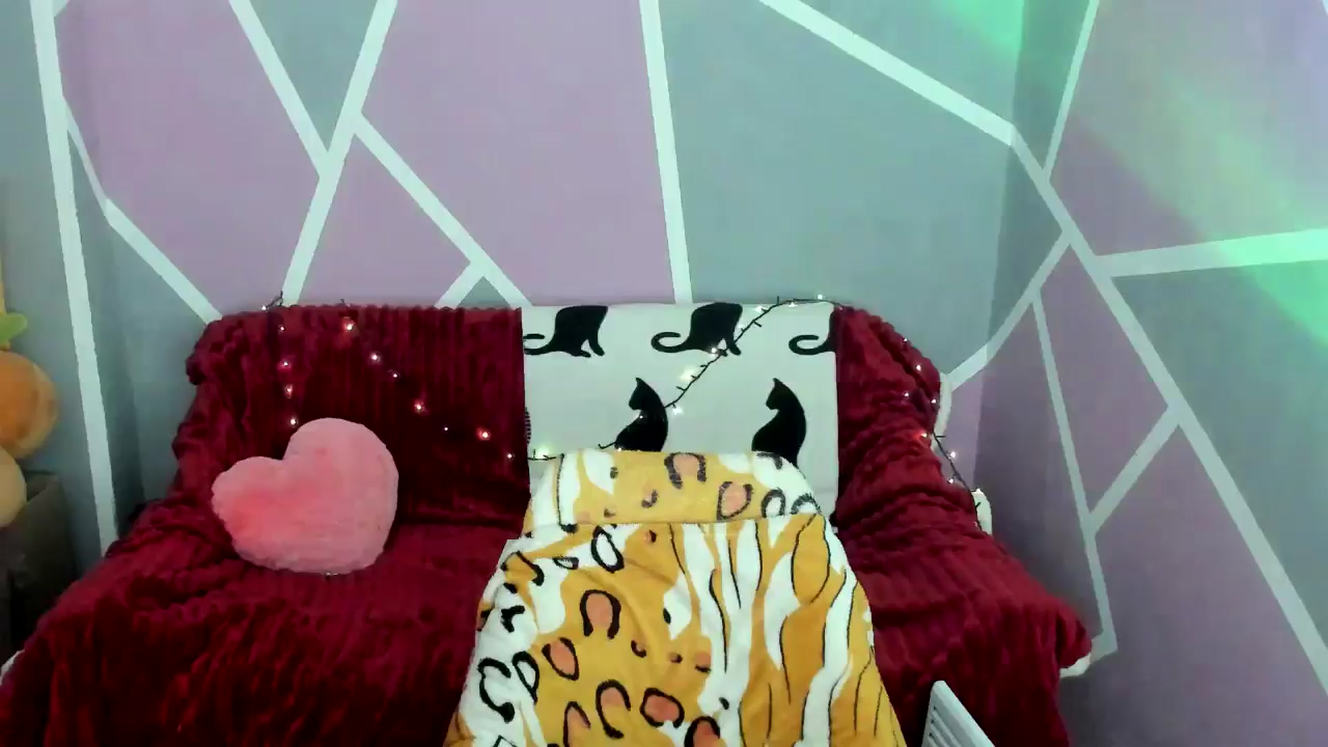 Gallery image thumbnail from Sexy_Ukr's myfreecams stream on, 06/23/2024, 16:10 image 16 of 20