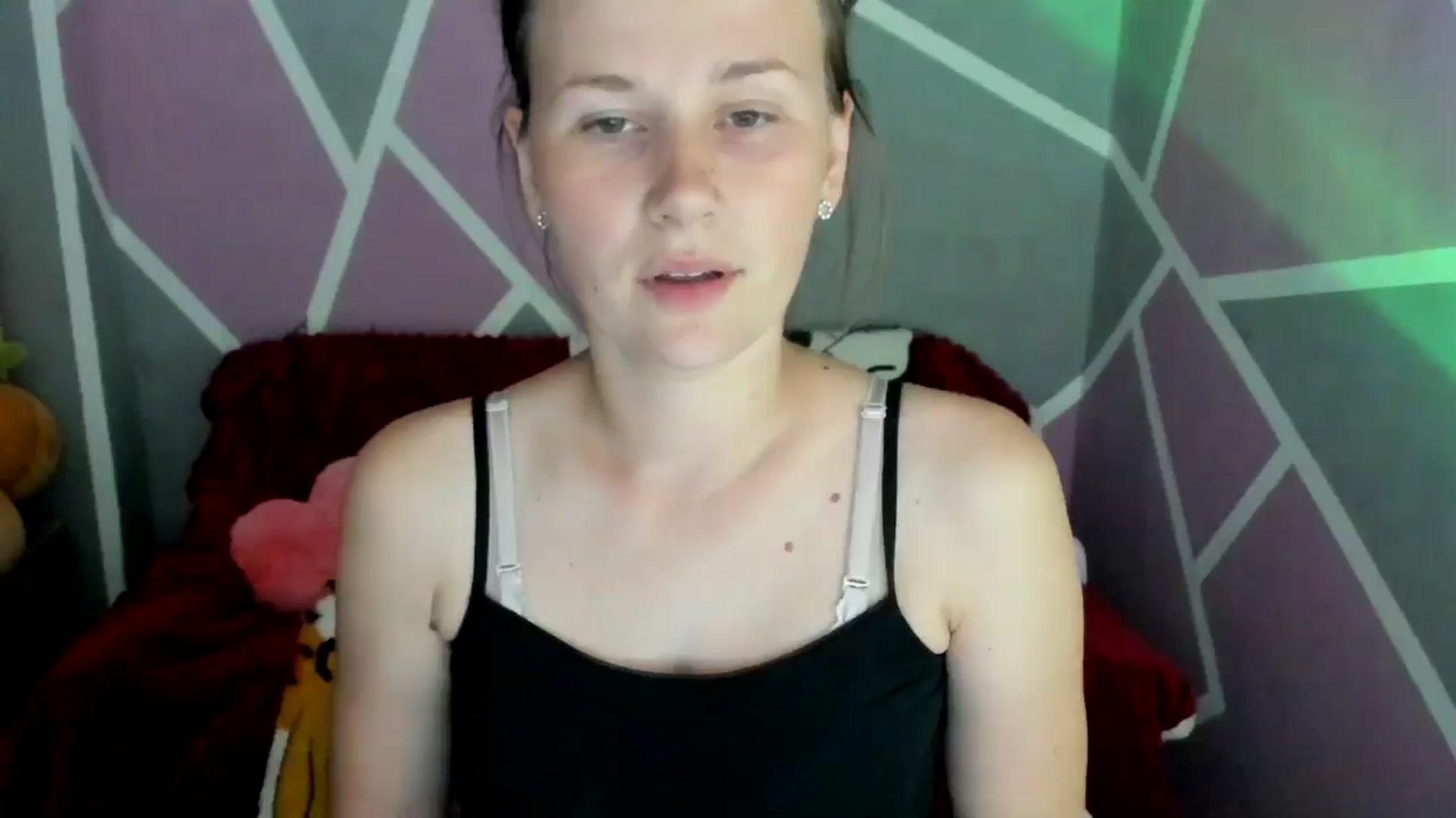Gallery image thumbnail from Sexy_Ukr's myfreecams stream on, 06/25/2024, 18:45 image 5 of 20
