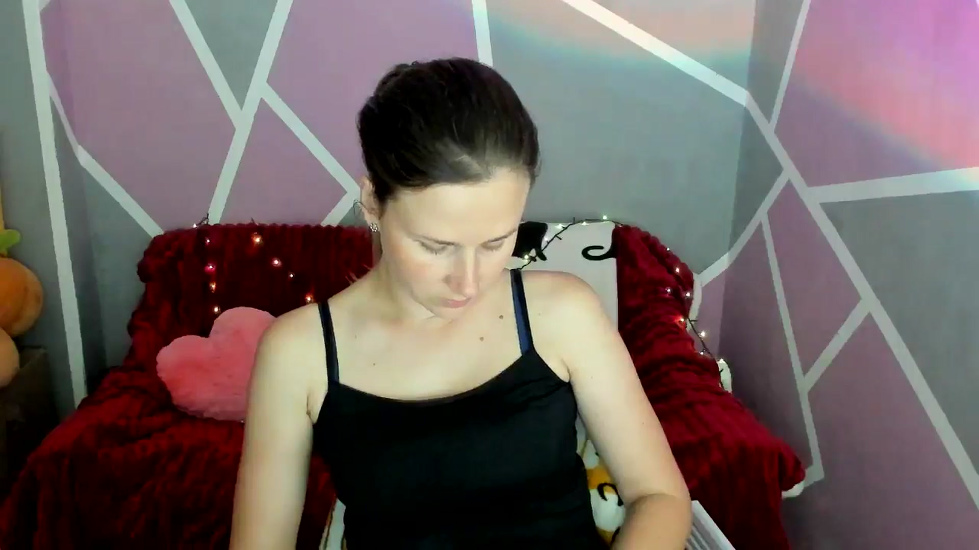Gallery image thumbnail from Sexy_Ukr's myfreecams stream on, 06/26/2024, 14:41 image 15 of 20