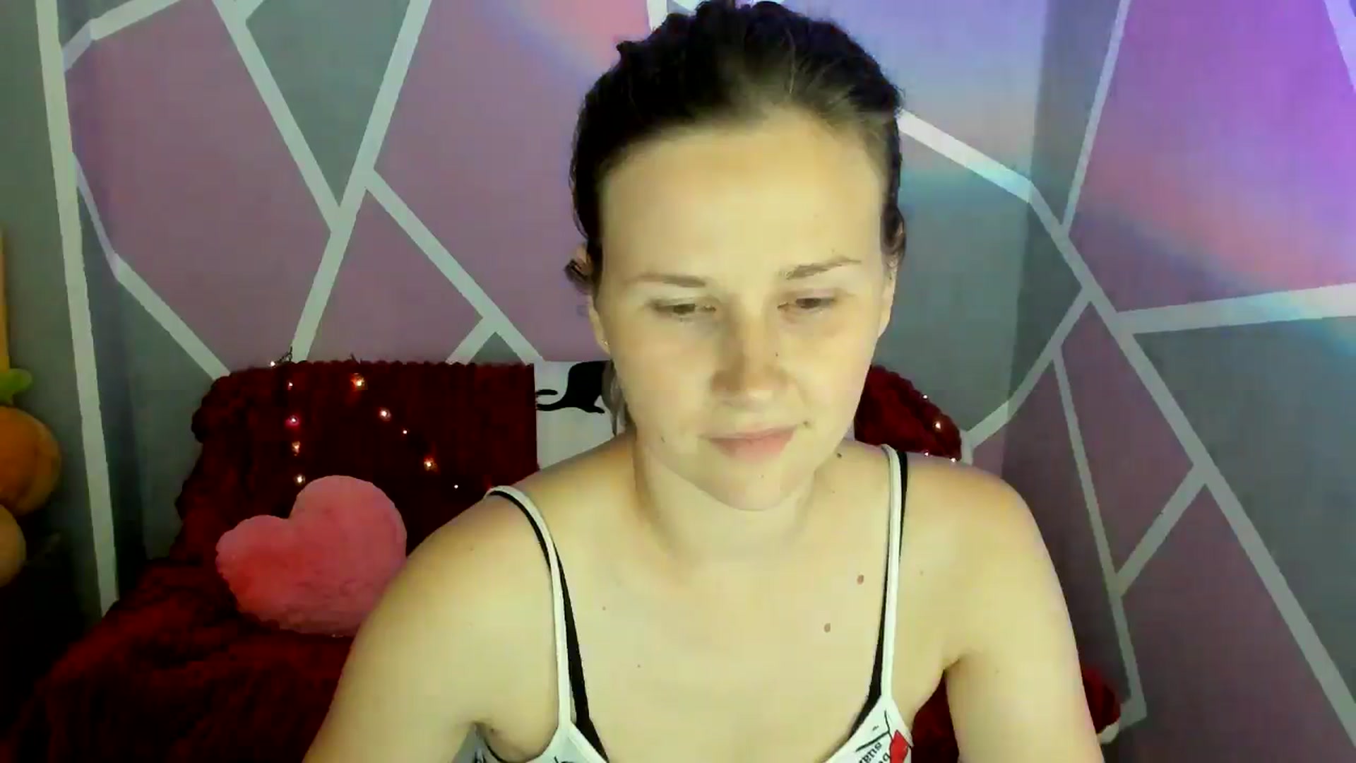 Gallery image thumbnail from Sexy_Ukr's myfreecams stream on, 06/28/2024, 15:04 image 10 of 20