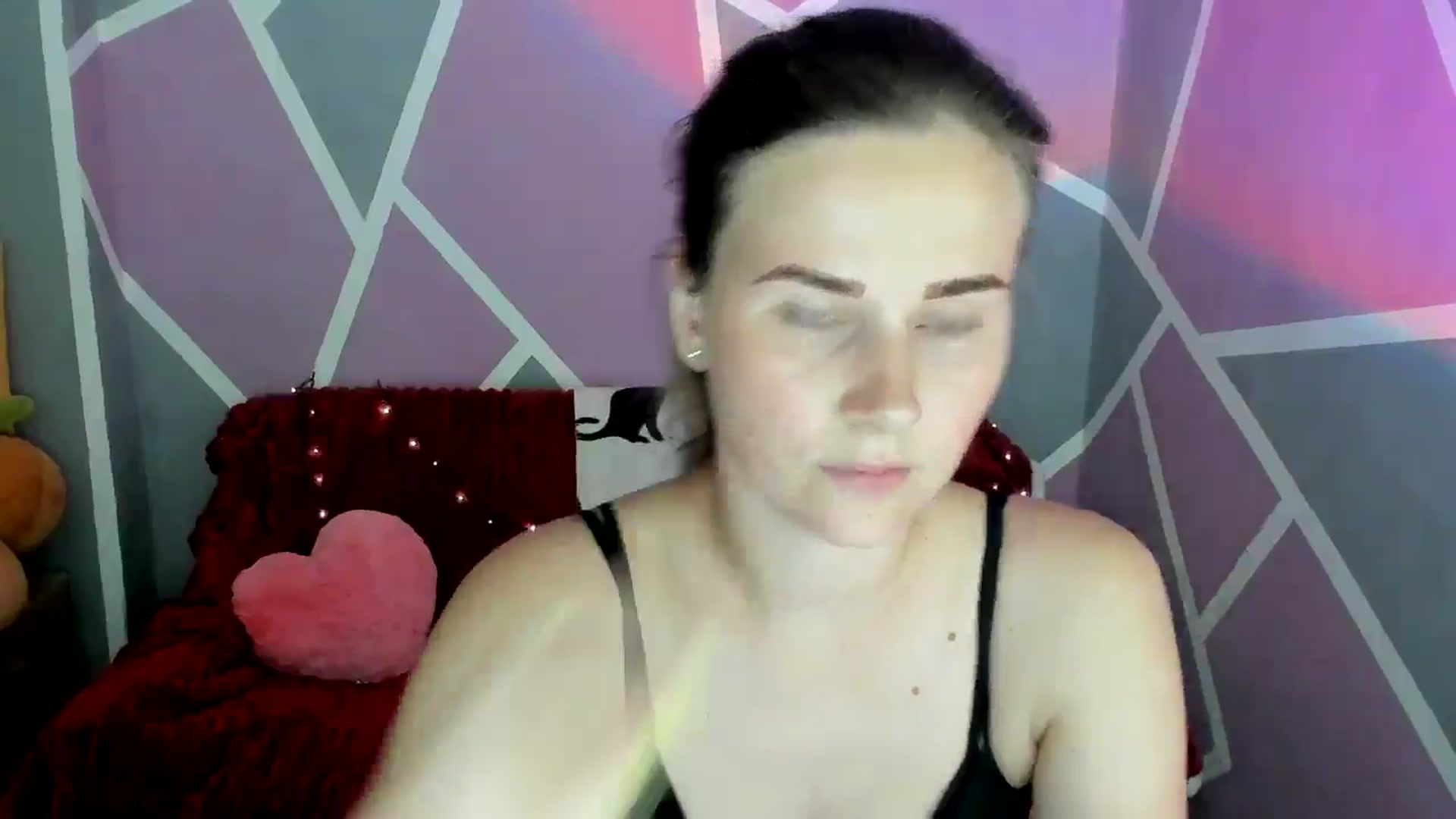 Gallery image thumbnail from Sexy_Ukr's myfreecams stream on, 06/29/2024, 14:09 image 4 of 20