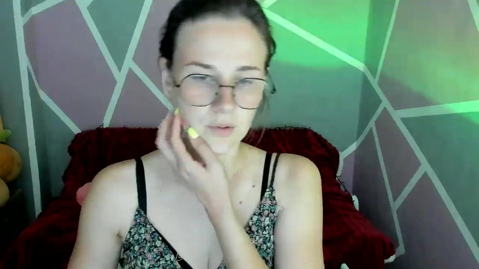 Gallery image thumbnail from Sexy_Ukr's myfreecams stream on, 07/07/2024, 15:21 image 16 of 20