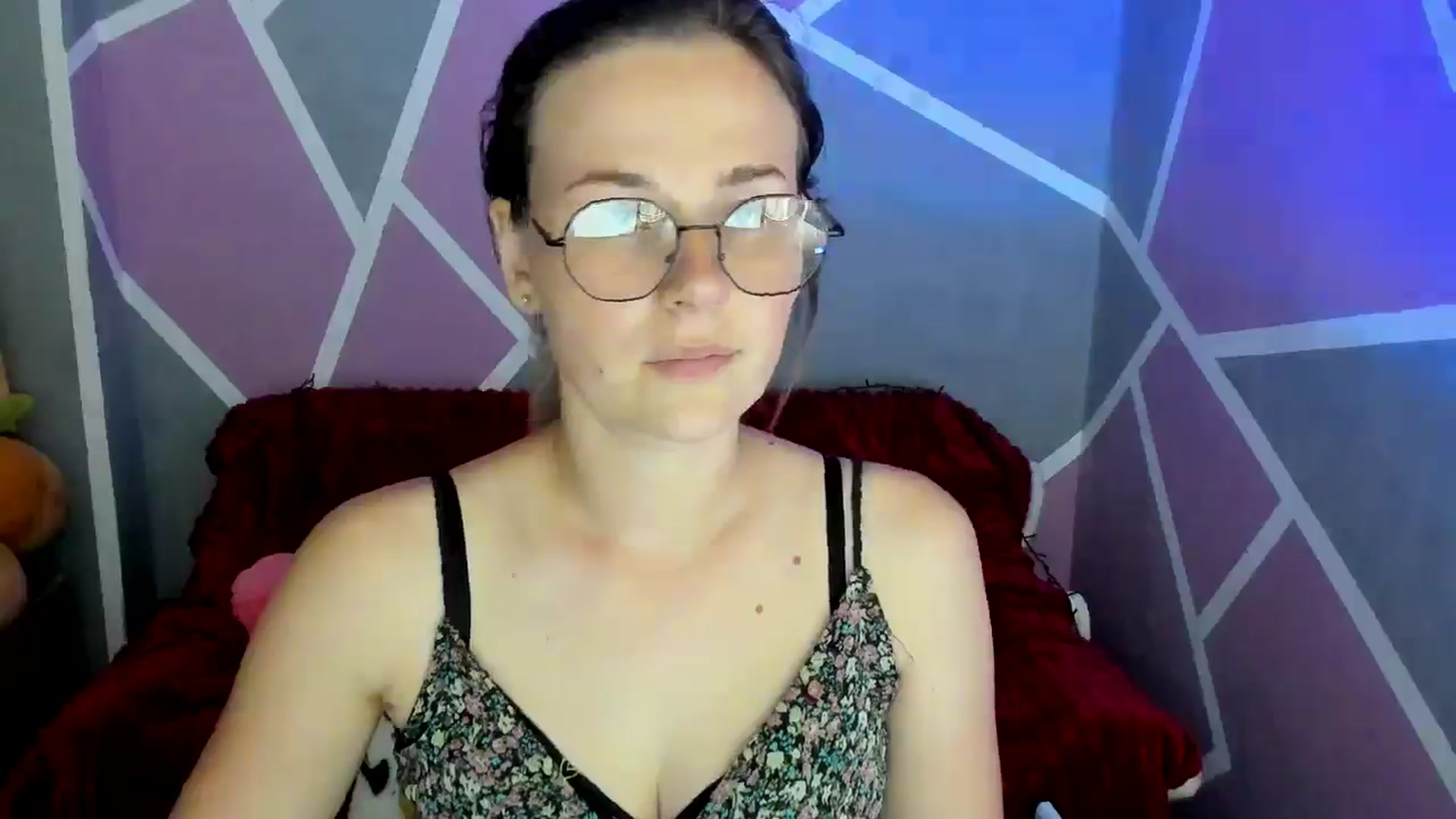 Gallery image thumbnail from Sexy_Ukr's myfreecams stream on, 07/07/2024, 15:21 image 5 of 20