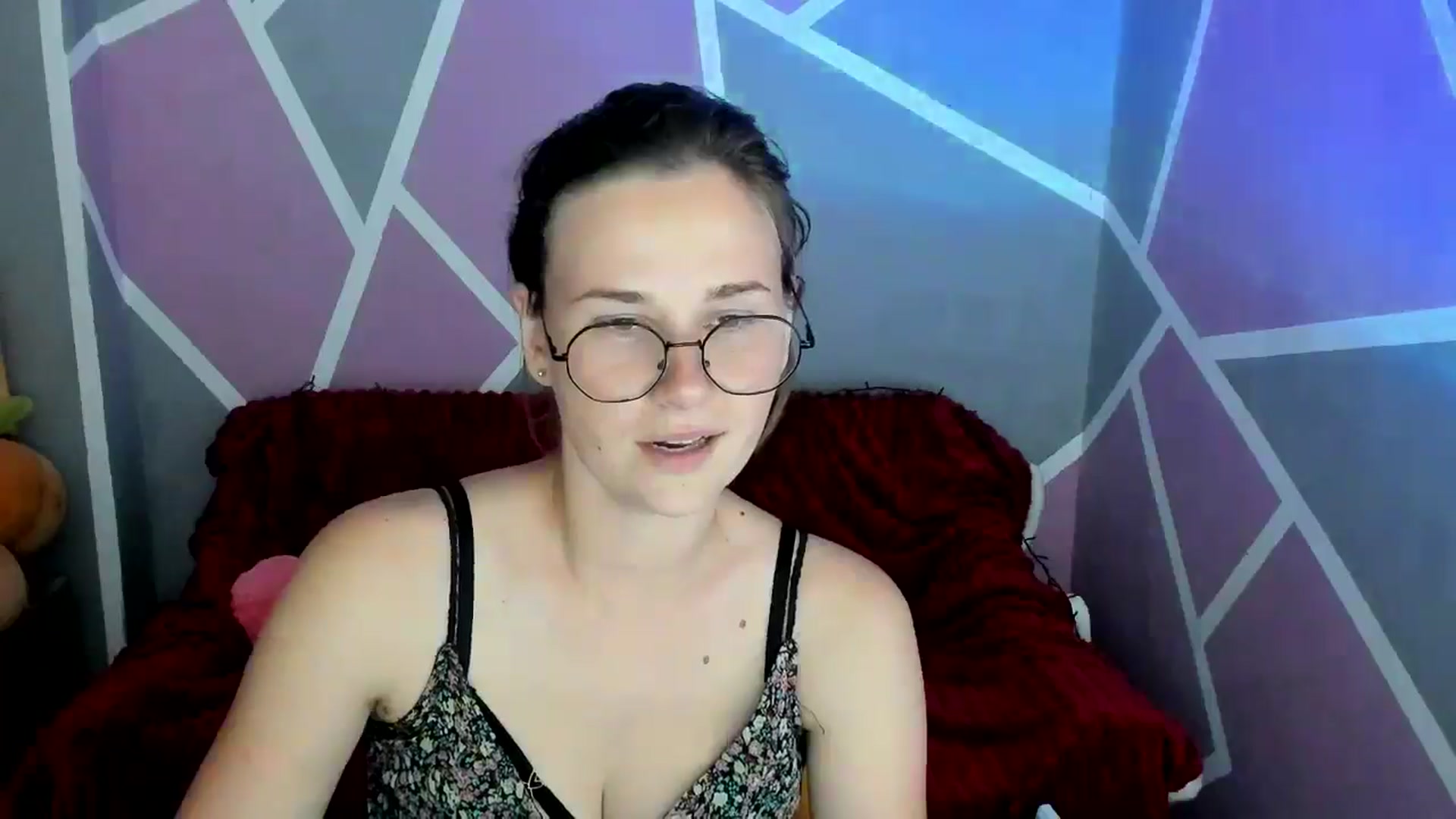 Gallery image thumbnail from Sexy_Ukr's myfreecams stream on, 07/07/2024, 16:33 image 14 of 20