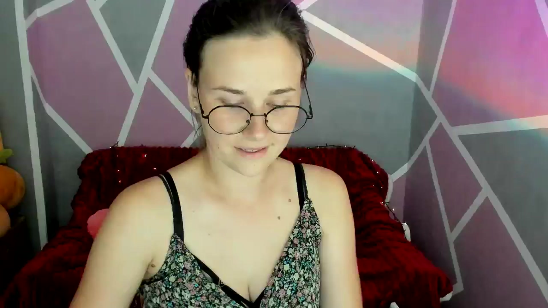 Gallery image thumbnail from Sexy_Ukr's myfreecams stream on, 07/07/2024, 16:33 image 6 of 20