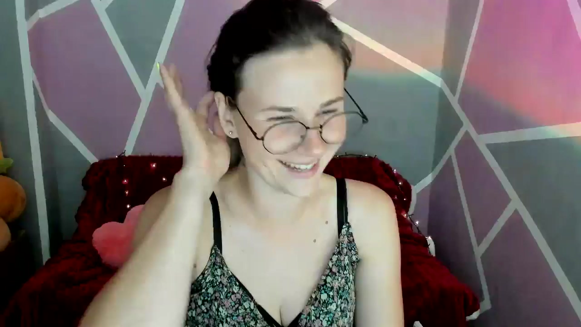 Gallery image thumbnail from Sexy_Ukr's myfreecams stream on, 07/07/2024, 16:33 image 8 of 20