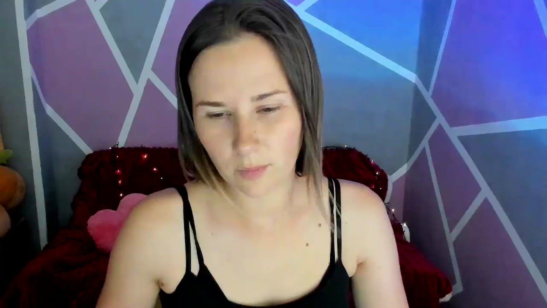 Gallery image thumbnail from Sexy_Ukr's myfreecams stream on, 07/11/2024, 18:45 image 14 of 20