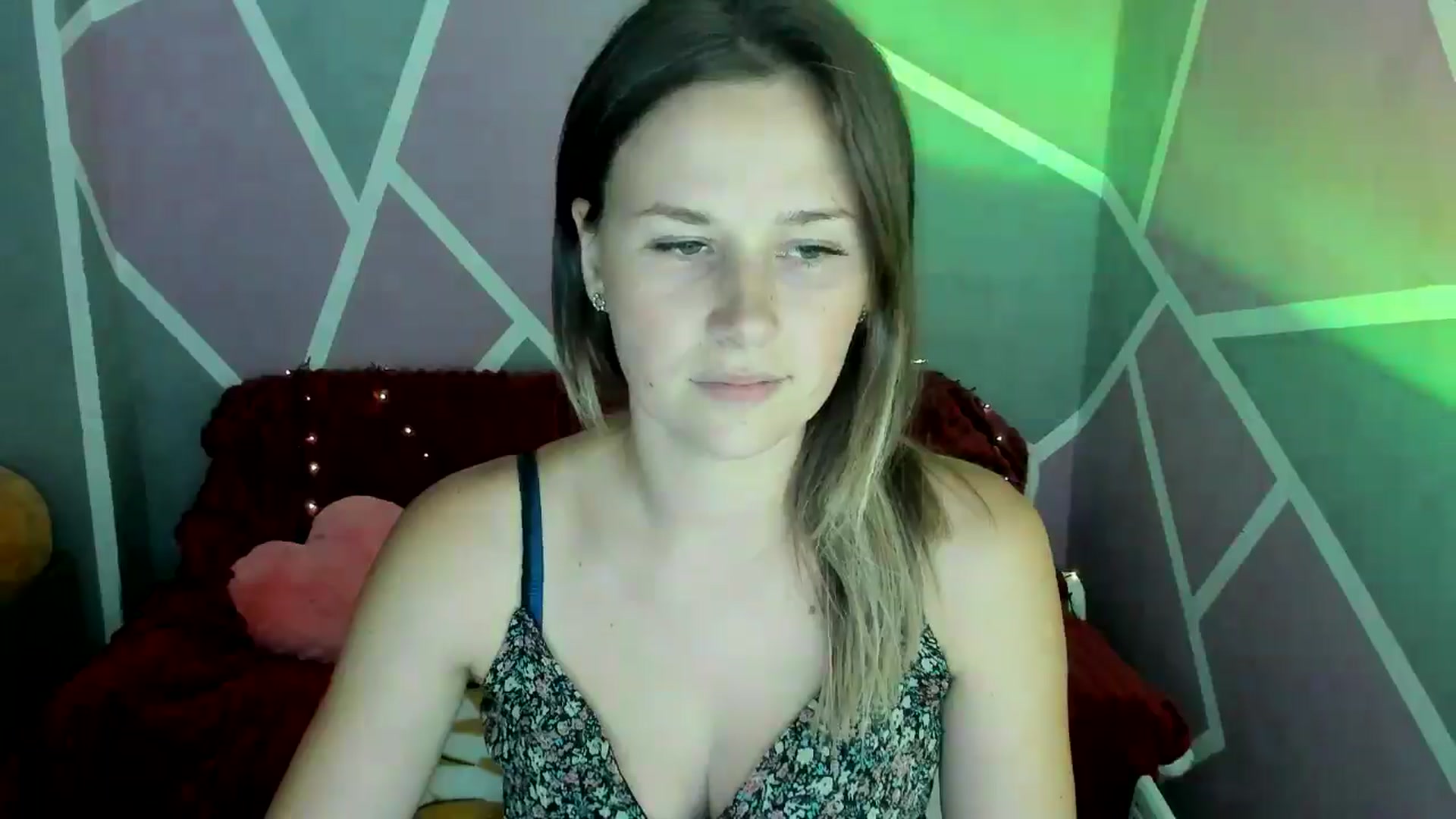 Gallery image thumbnail from Sexy_Ukr's myfreecams stream on, 07/31/2024, 17:26 image 10 of 20