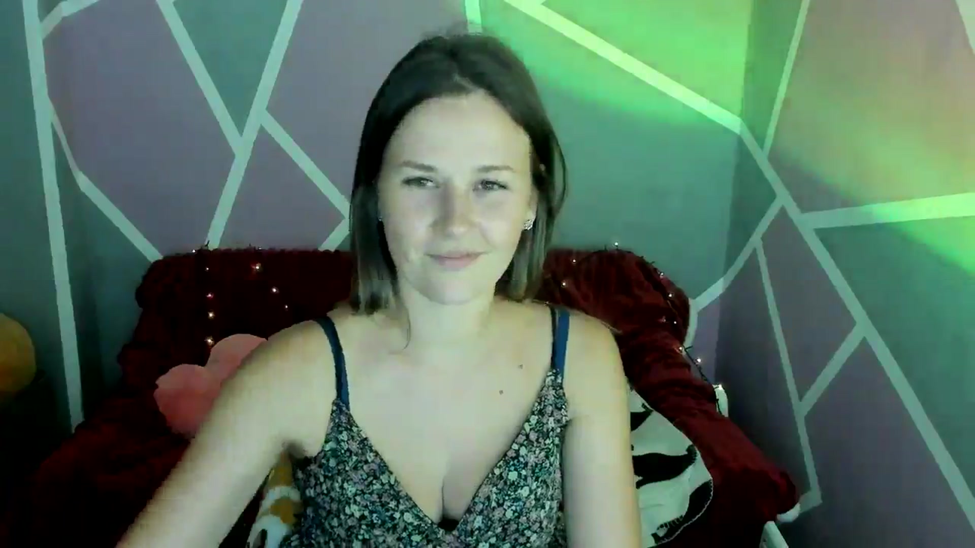 Gallery image thumbnail from Sexy_Ukr's myfreecams stream on, 07/31/2024, 18:37 image 13 of 20