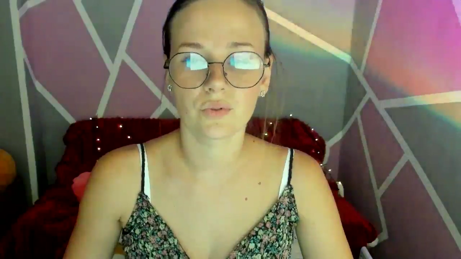 Gallery image thumbnail from Sexy_Ukr's myfreecams stream on, 08/02/2024, 15:09 image 7 of 20