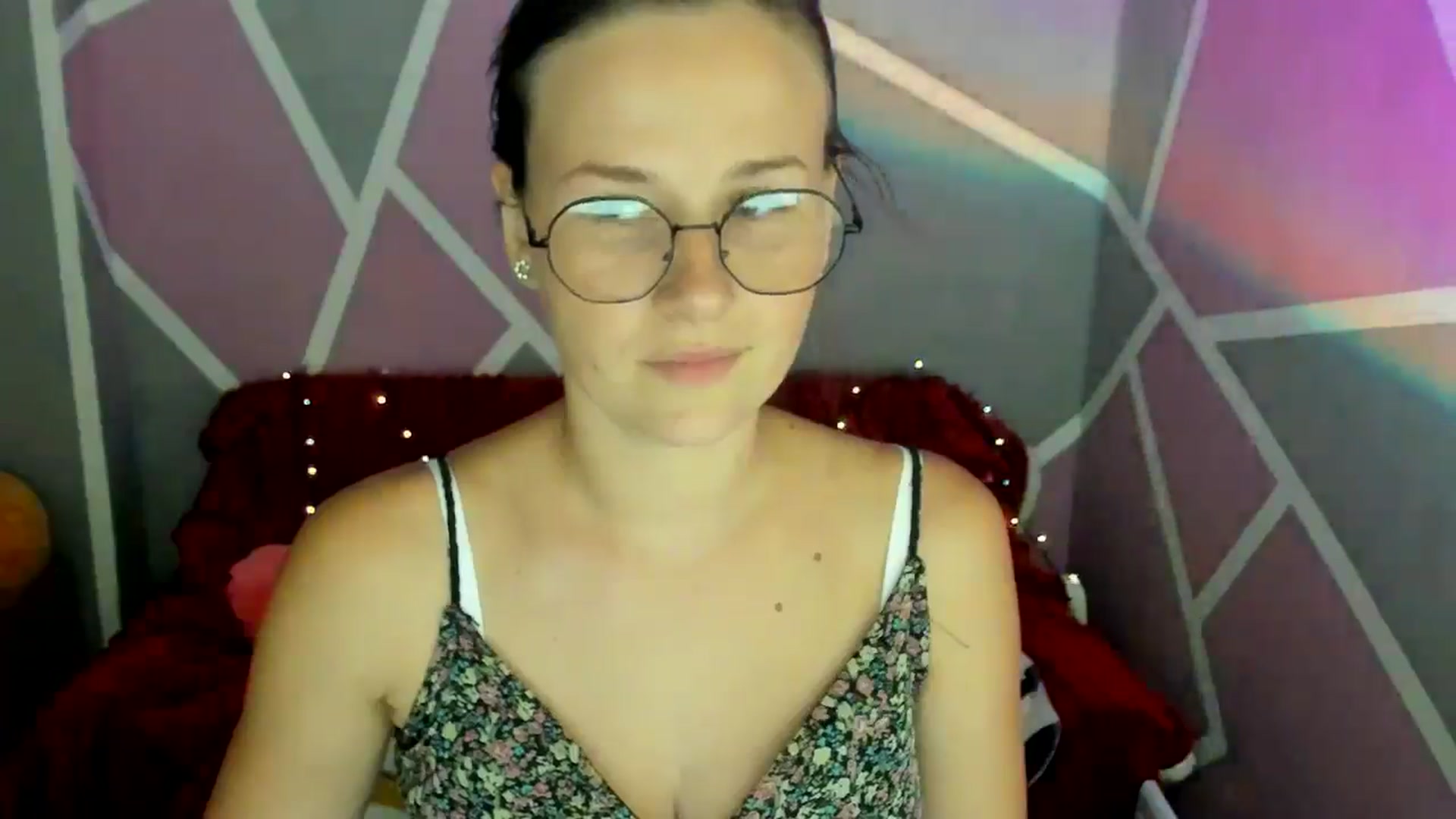 Gallery image thumbnail from Sexy_Ukr's myfreecams stream on, 08/02/2024, 15:09 image 14 of 20