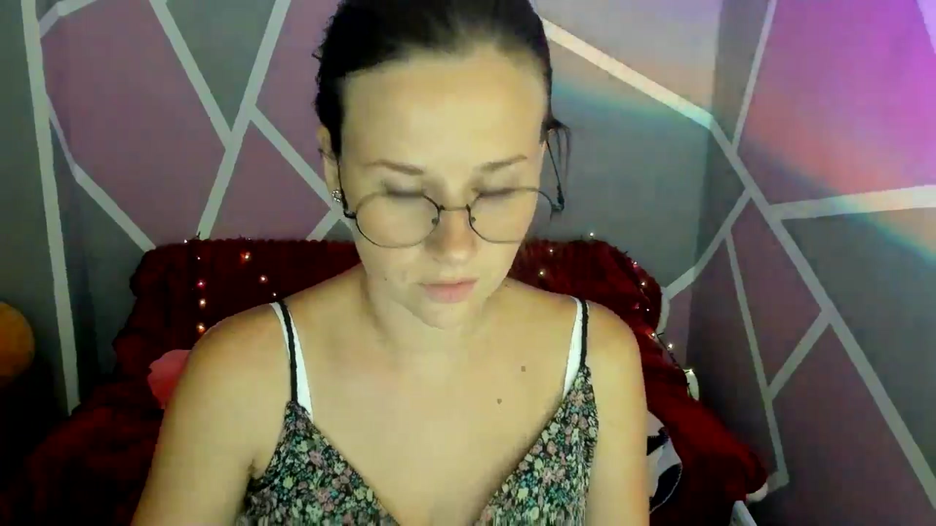 Gallery image thumbnail from Sexy_Ukr's myfreecams stream on, 08/02/2024, 15:09 image 18 of 20