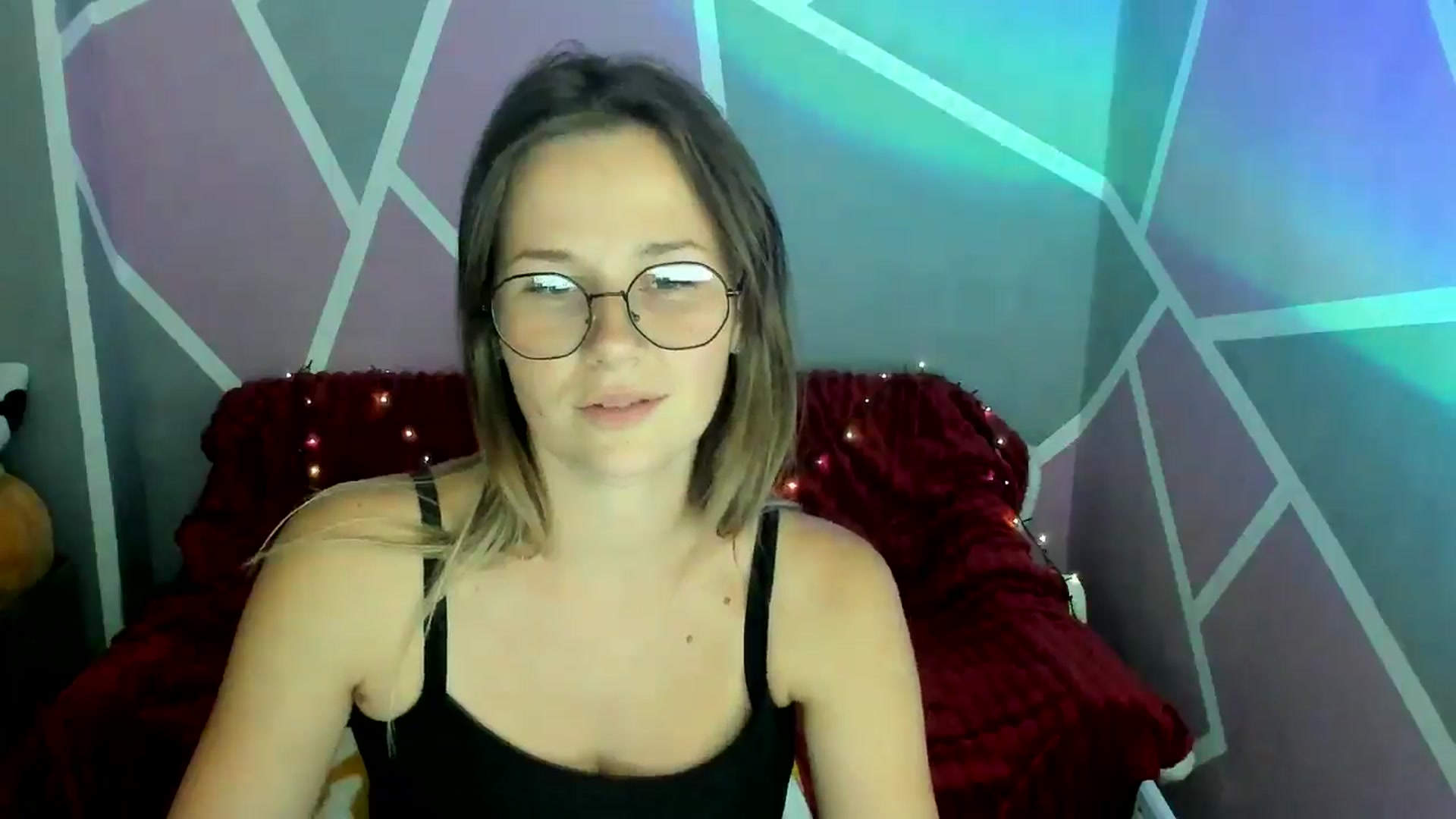 Gallery image thumbnail from Sexy_Ukr's myfreecams stream on, 08/08/2024, 18:07 image 12 of 20