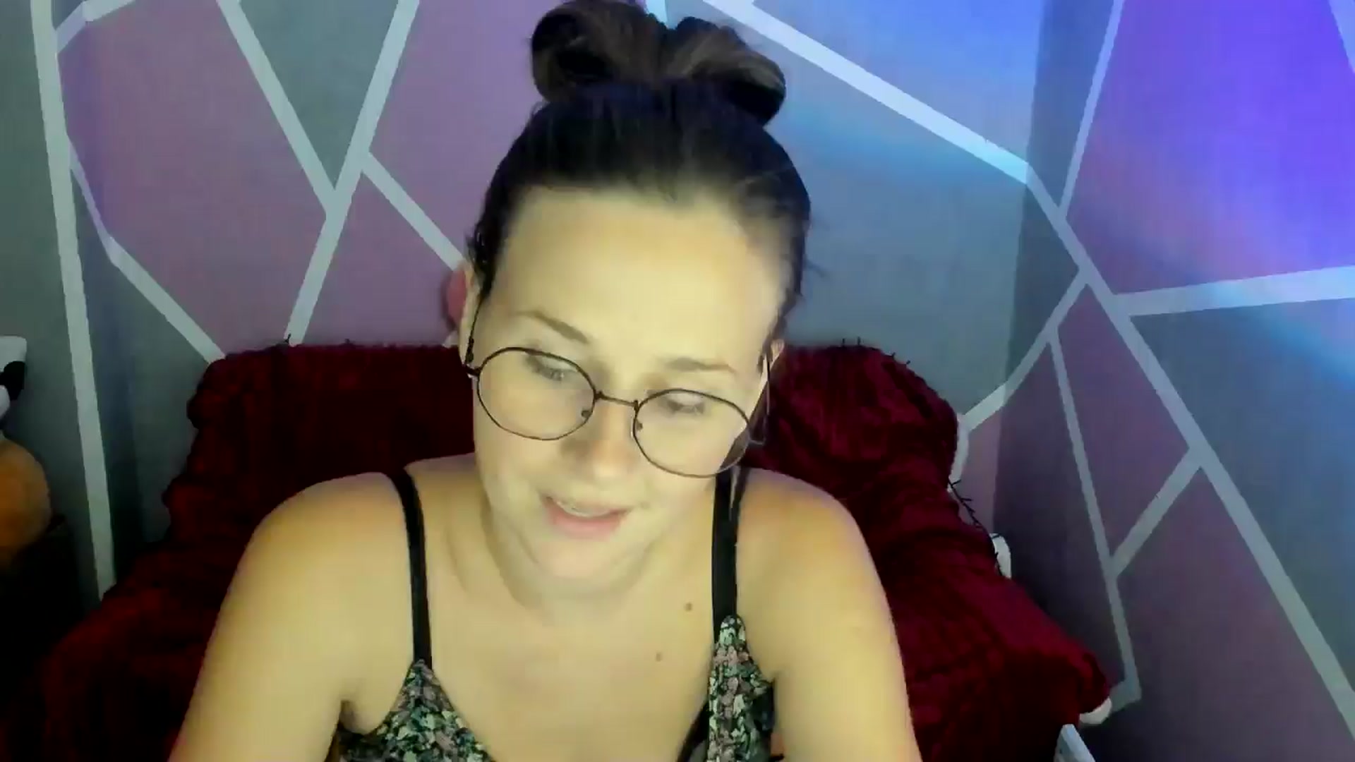 Gallery image thumbnail from Sexy_Ukr's myfreecams stream on, 08/10/2024, 17:57 image 9 of 20