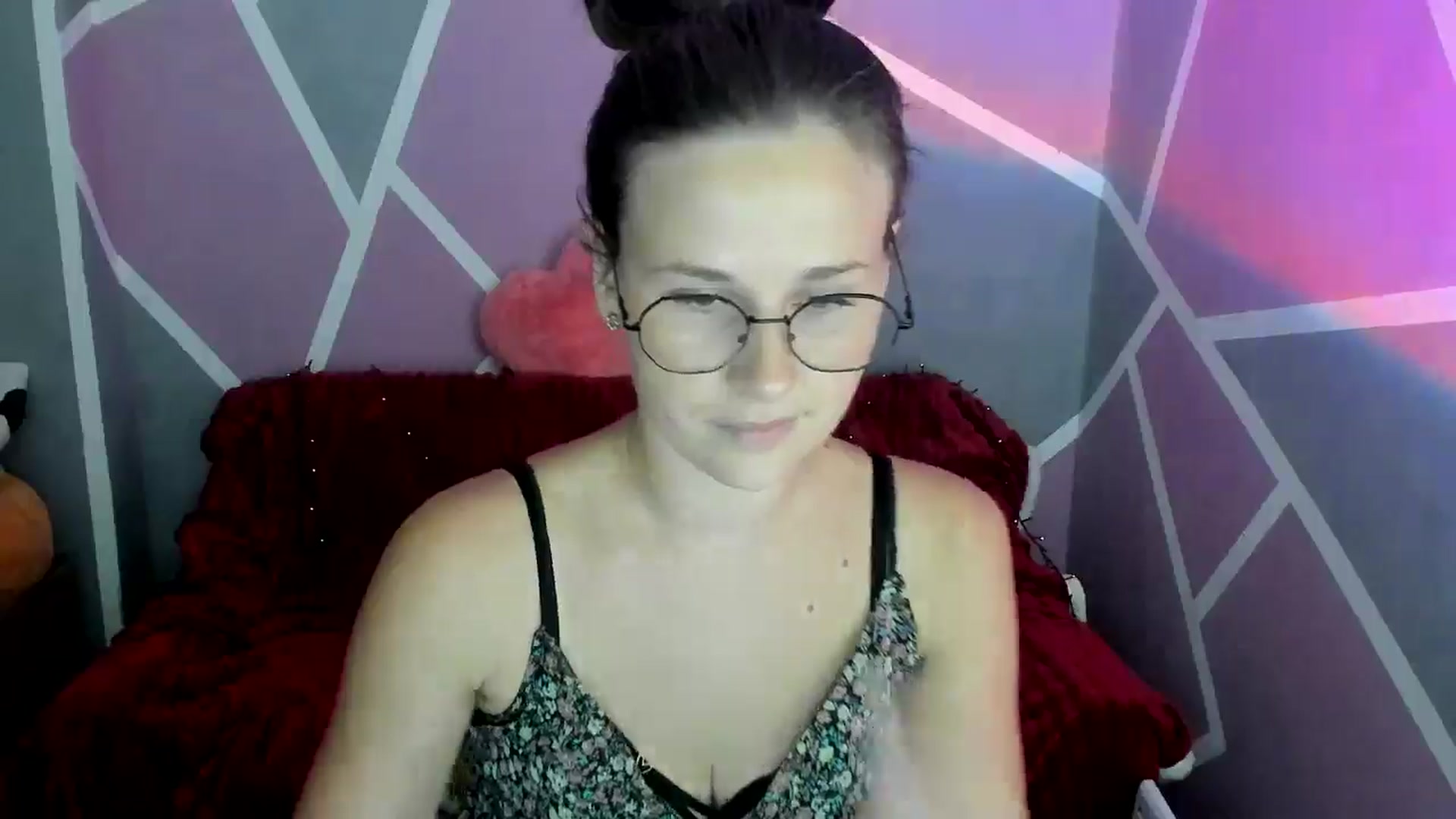 Gallery image thumbnail from Sexy_Ukr's myfreecams stream on, 08/10/2024, 17:57 image 18 of 20