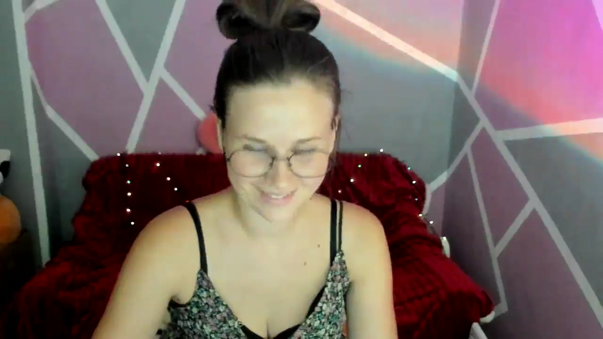 Gallery image thumbnail from Sexy_Ukr's myfreecams stream on, 08/10/2024, 17:57 image 7 of 20