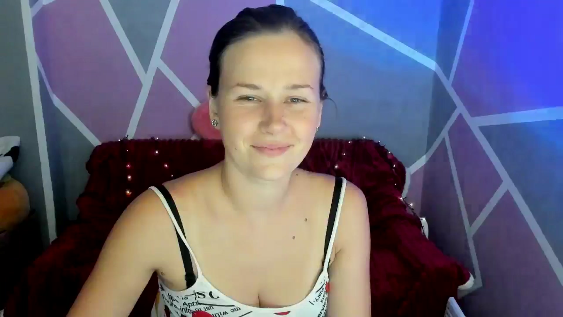 Gallery image thumbnail from Sexy_Ukr's myfreecams stream on, 08/17/2024, 16:52 image 11 of 20