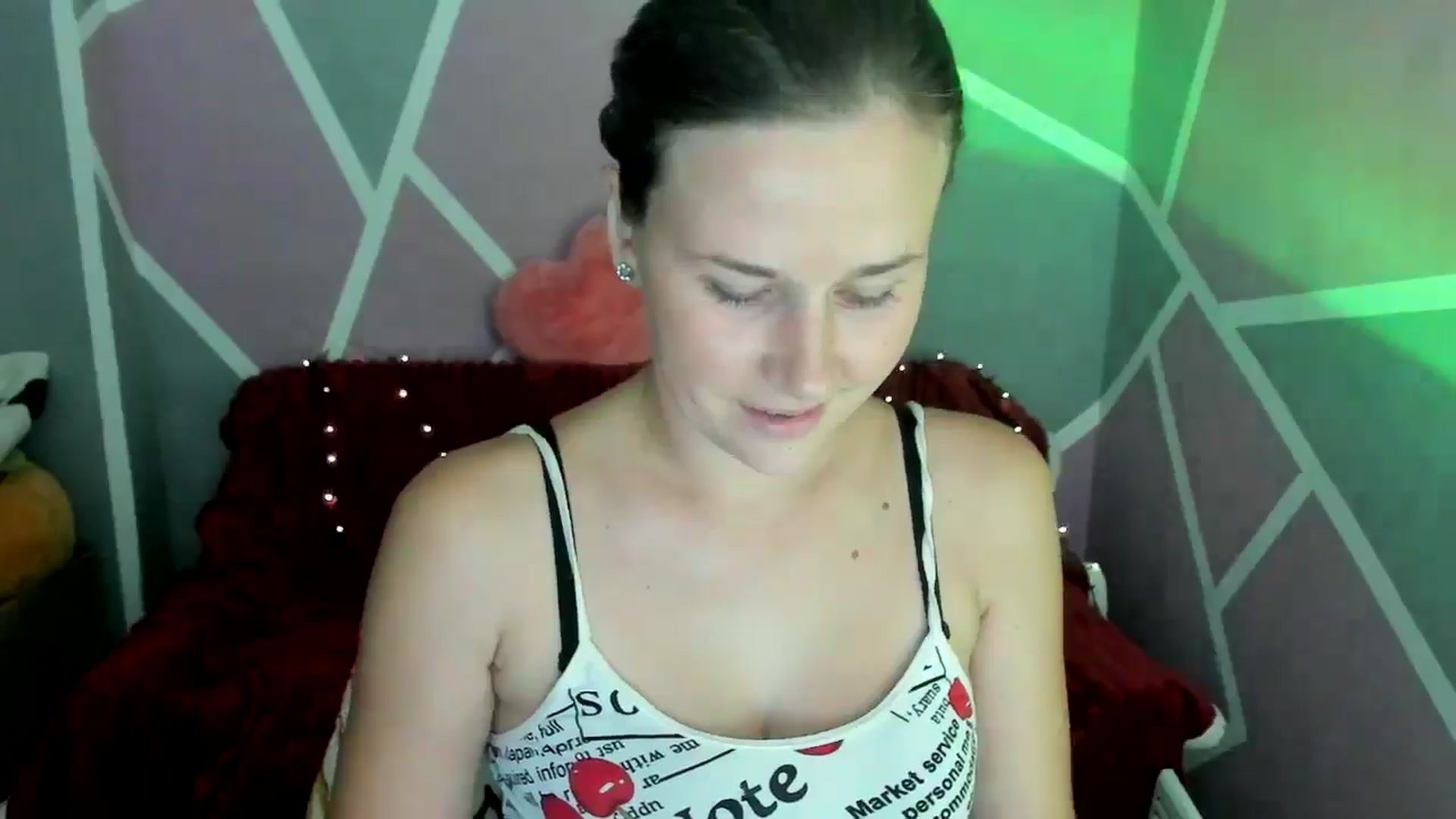 Gallery image thumbnail from Sexy_Ukr's myfreecams stream on, 08/17/2024, 16:52 image 18 of 20