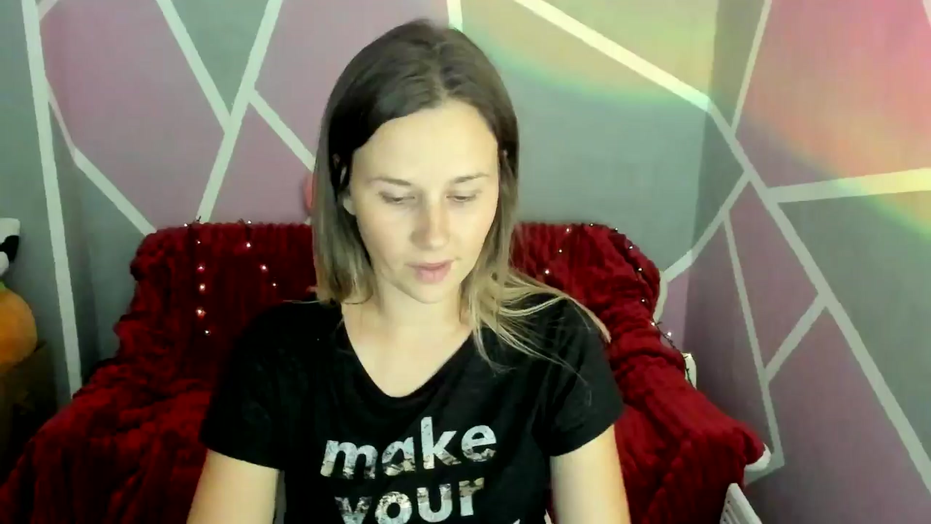 Gallery image thumbnail from Sexy_Ukr's myfreecams stream on, 08/30/2024, 17:00 image 18 of 20