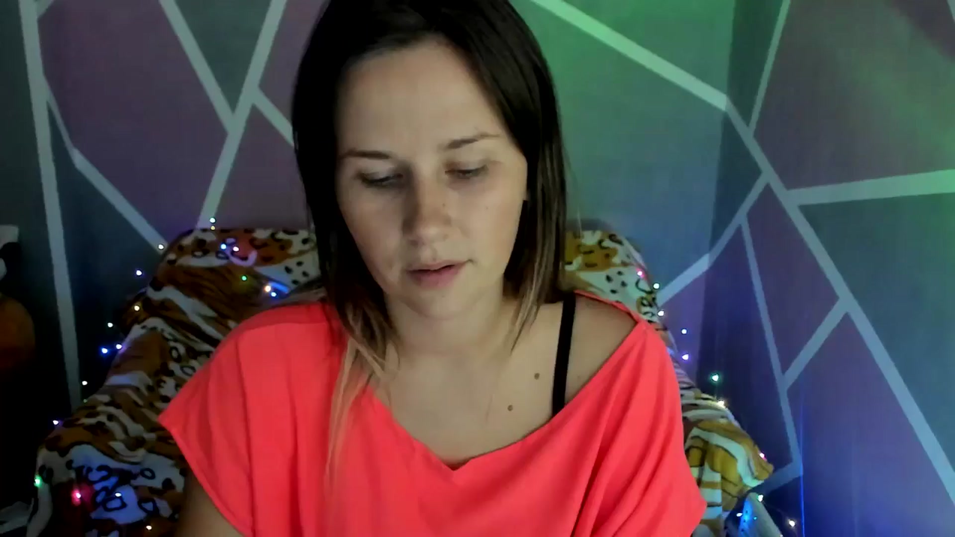Gallery image thumbnail from Sexy_Ukr's myfreecams stream on, 09/05/2024, 17:51 image 1 of 20