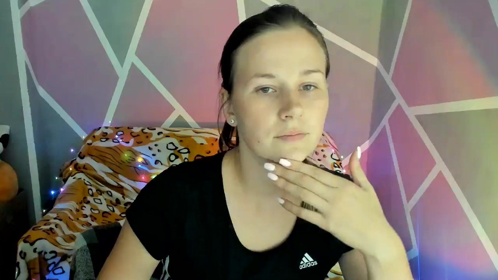 Gallery image thumbnail from Sexy_Ukr's myfreecams stream on, 09/07/2024, 18:19 image 13 of 20
