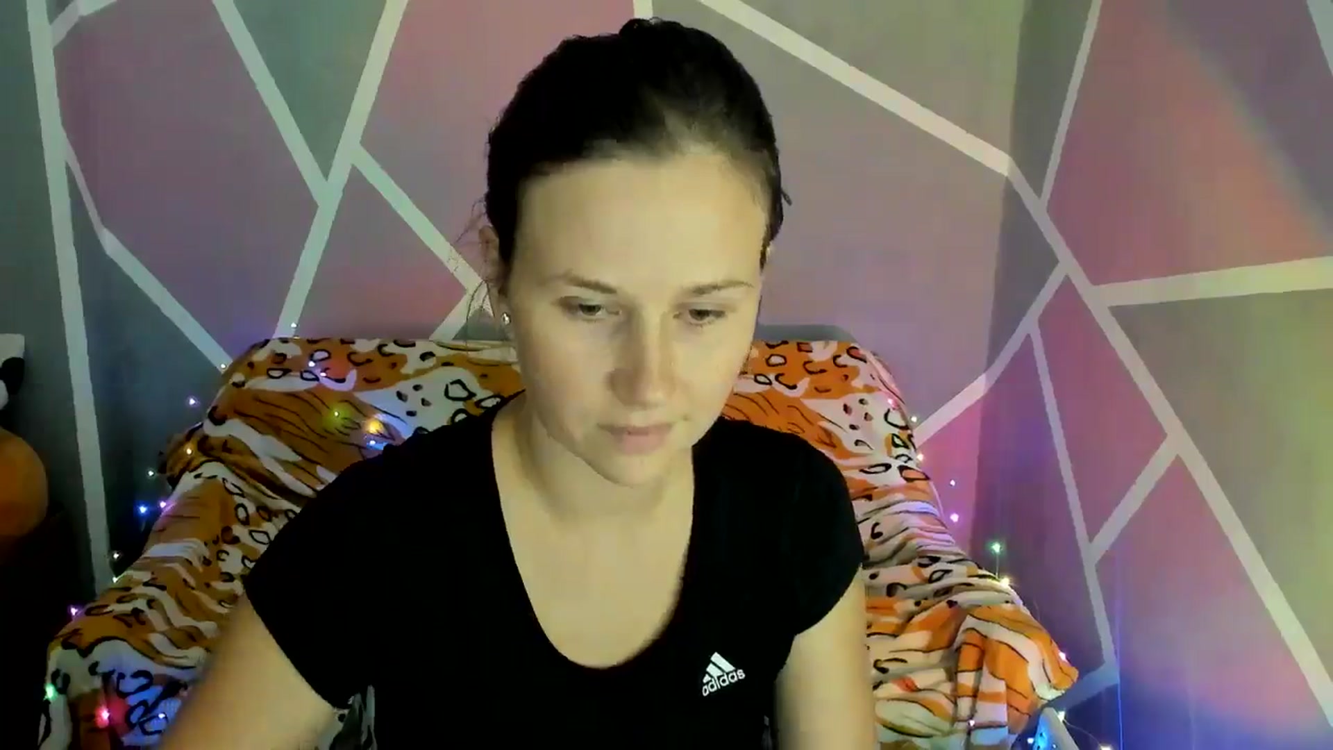 Gallery image thumbnail from Sexy_Ukr's myfreecams stream on, 09/07/2024, 18:19 image 4 of 20