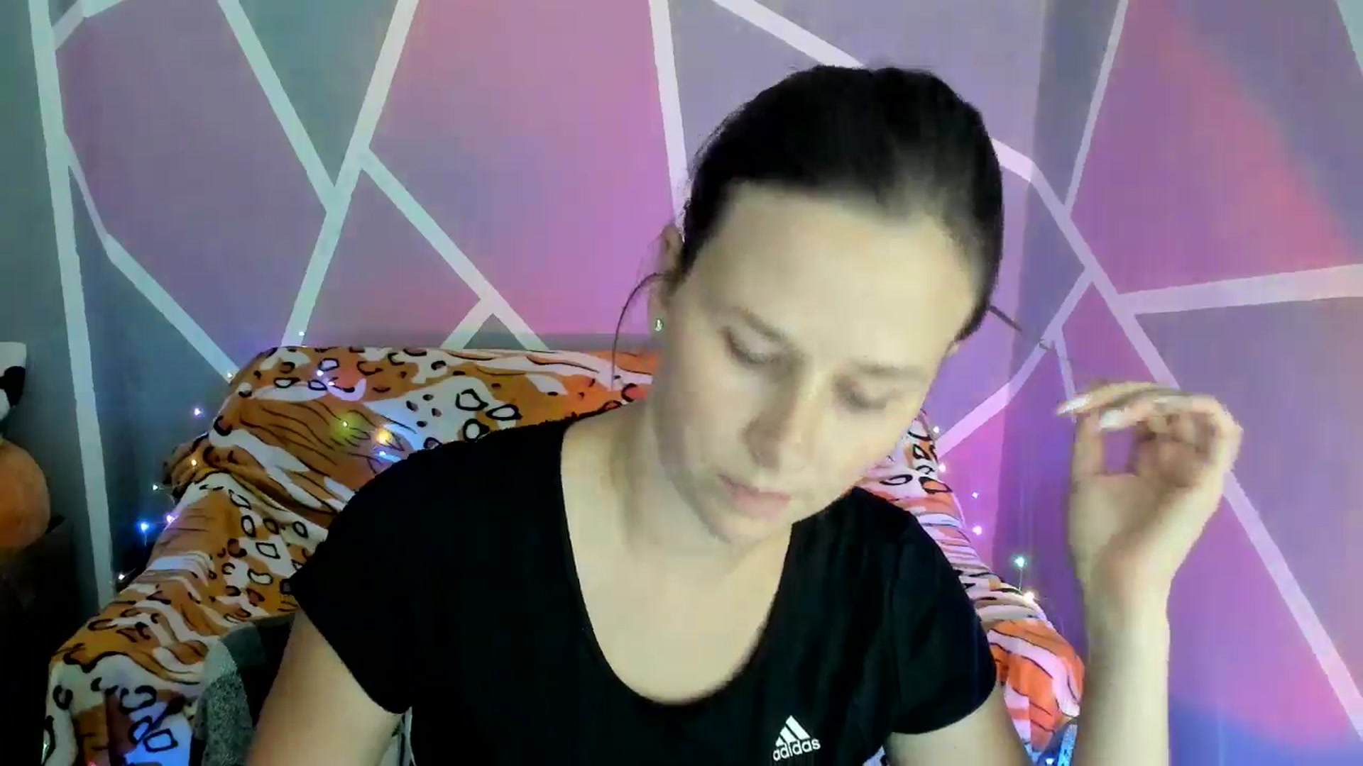 Gallery image thumbnail from Sexy_Ukr's myfreecams stream on, 09/07/2024, 18:19 image 12 of 20