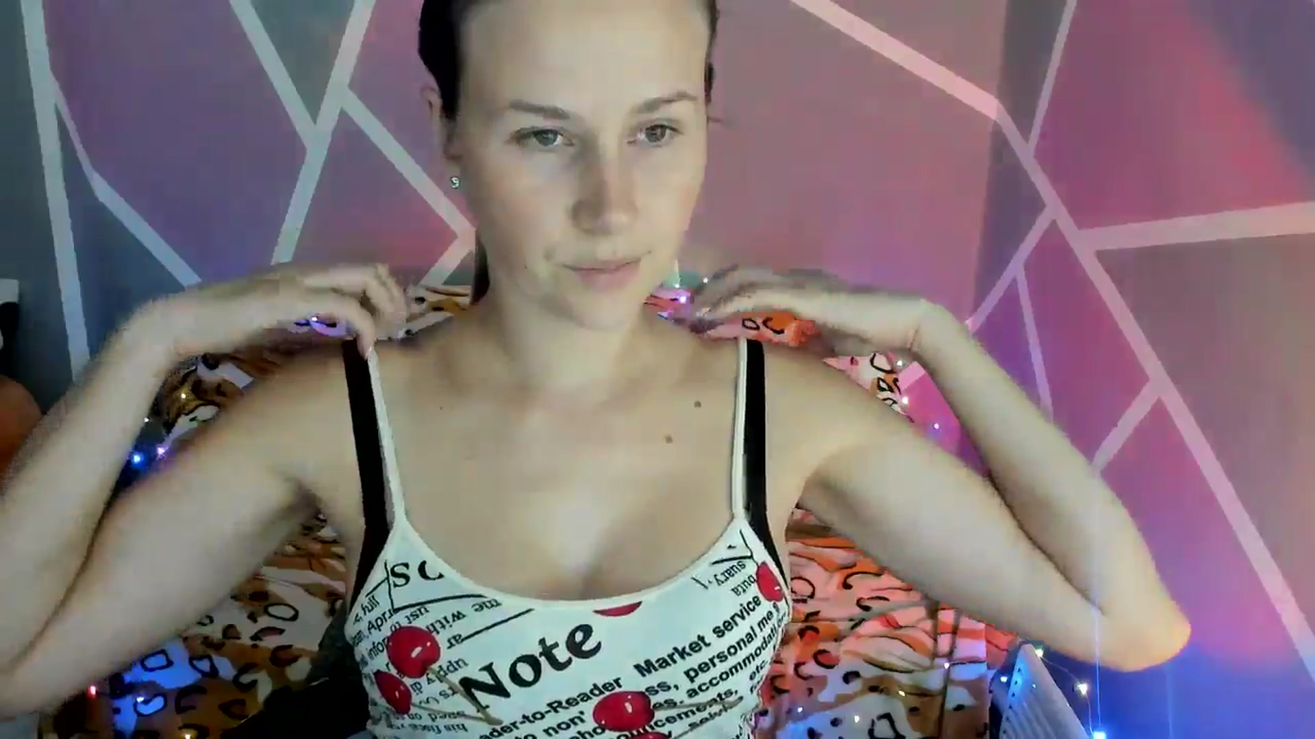 Gallery image thumbnail from Sexy_Ukr's myfreecams stream on, 09/08/2024, 16:58 image 3 of 20