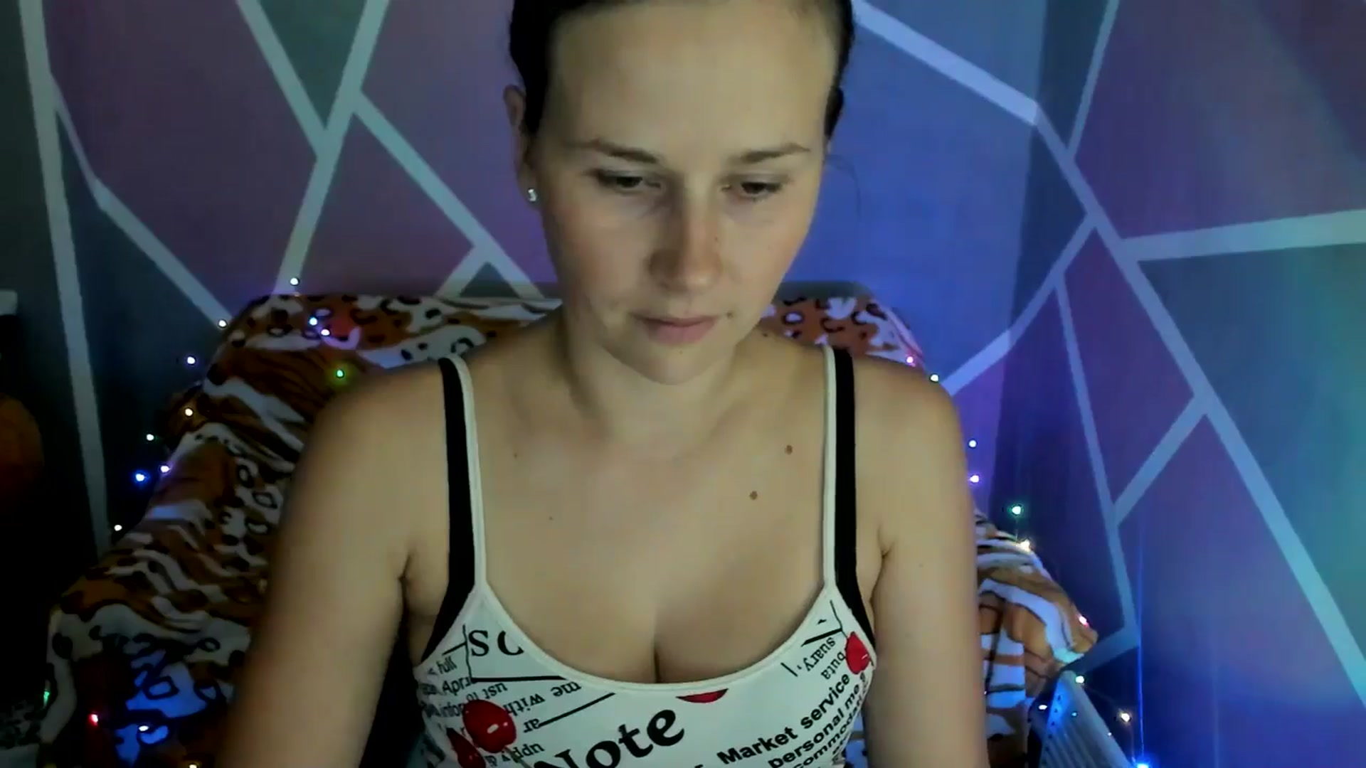 Gallery image thumbnail from Sexy_Ukr's myfreecams stream on, 09/08/2024, 16:58 image 6 of 20