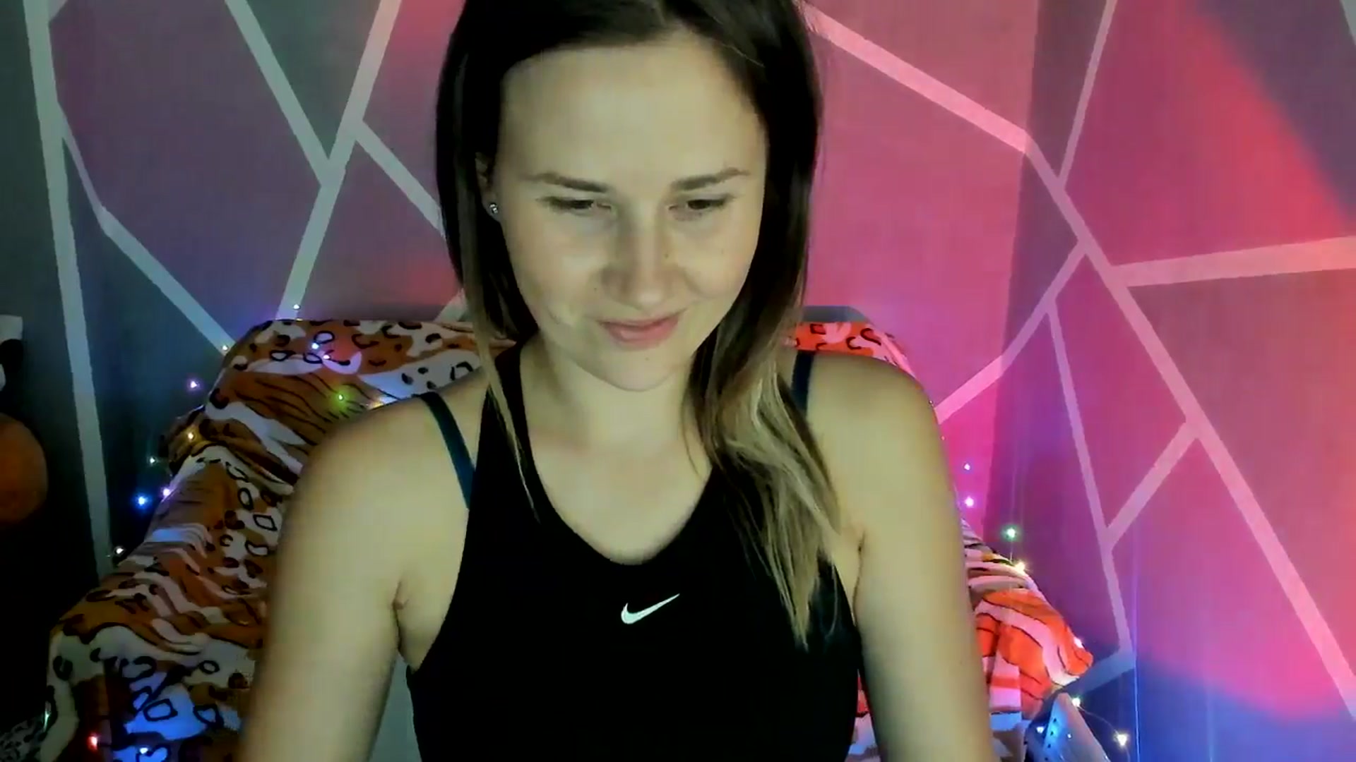 Gallery image thumbnail from Sexy_Ukr's myfreecams stream on, 09/10/2024, 16:32 image 20 of 20