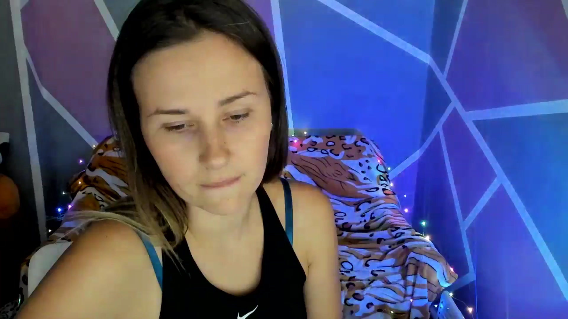 Gallery image thumbnail from Sexy_Ukr's myfreecams stream on, 09/10/2024, 17:48 image 9 of 20