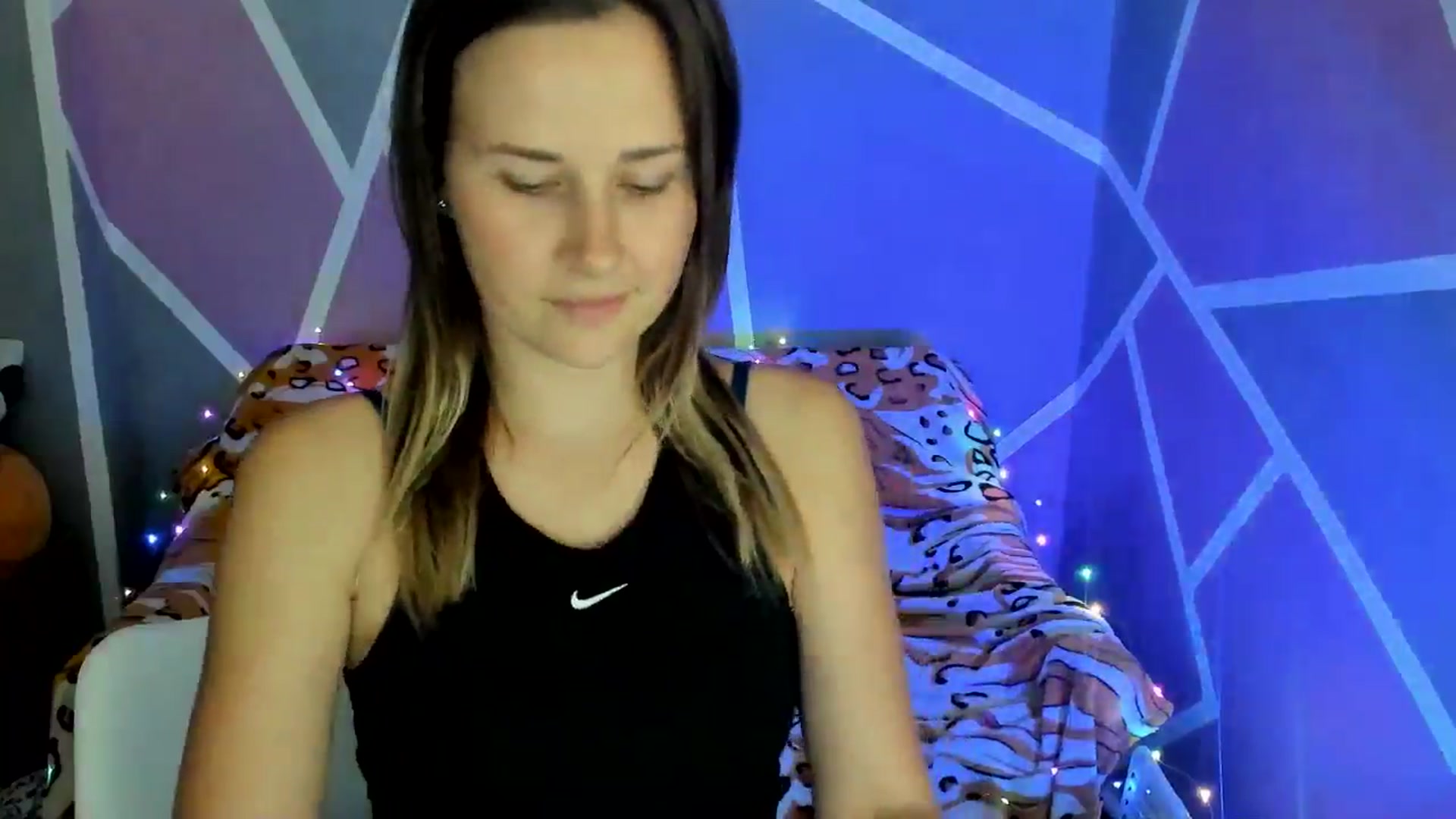 Gallery image thumbnail from Sexy_Ukr's myfreecams stream on, 09/10/2024, 17:48 image 4 of 20