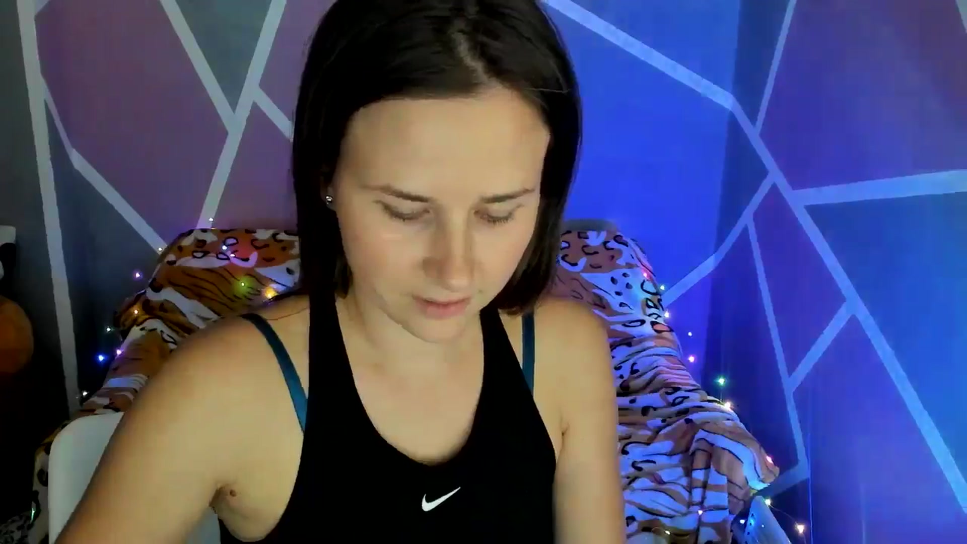 Gallery image thumbnail from Sexy_Ukr's myfreecams stream on, 09/10/2024, 17:48 image 8 of 20