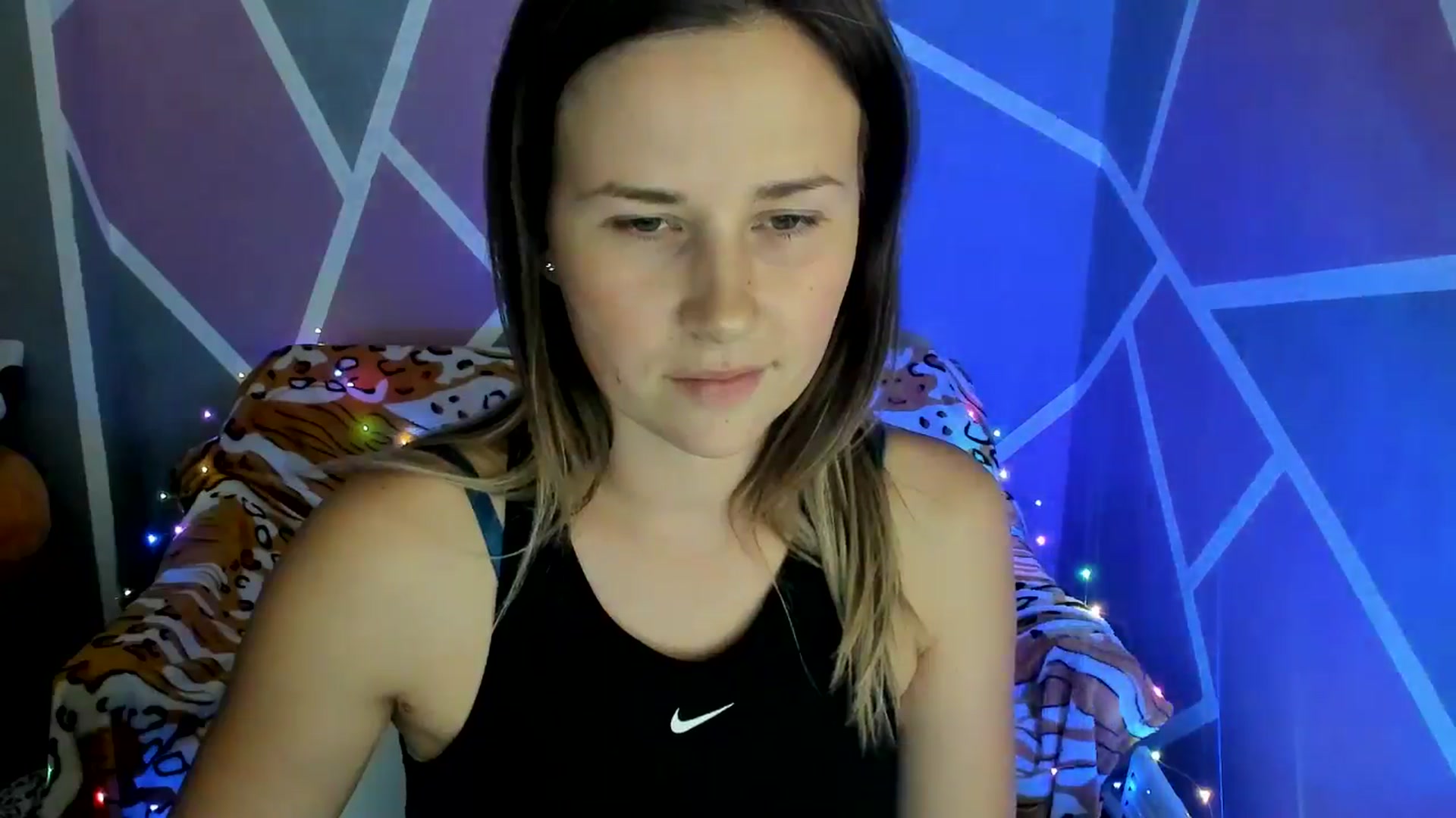 Gallery image thumbnail from Sexy_Ukr's myfreecams stream on, 09/10/2024, 18:29 image 8 of 20