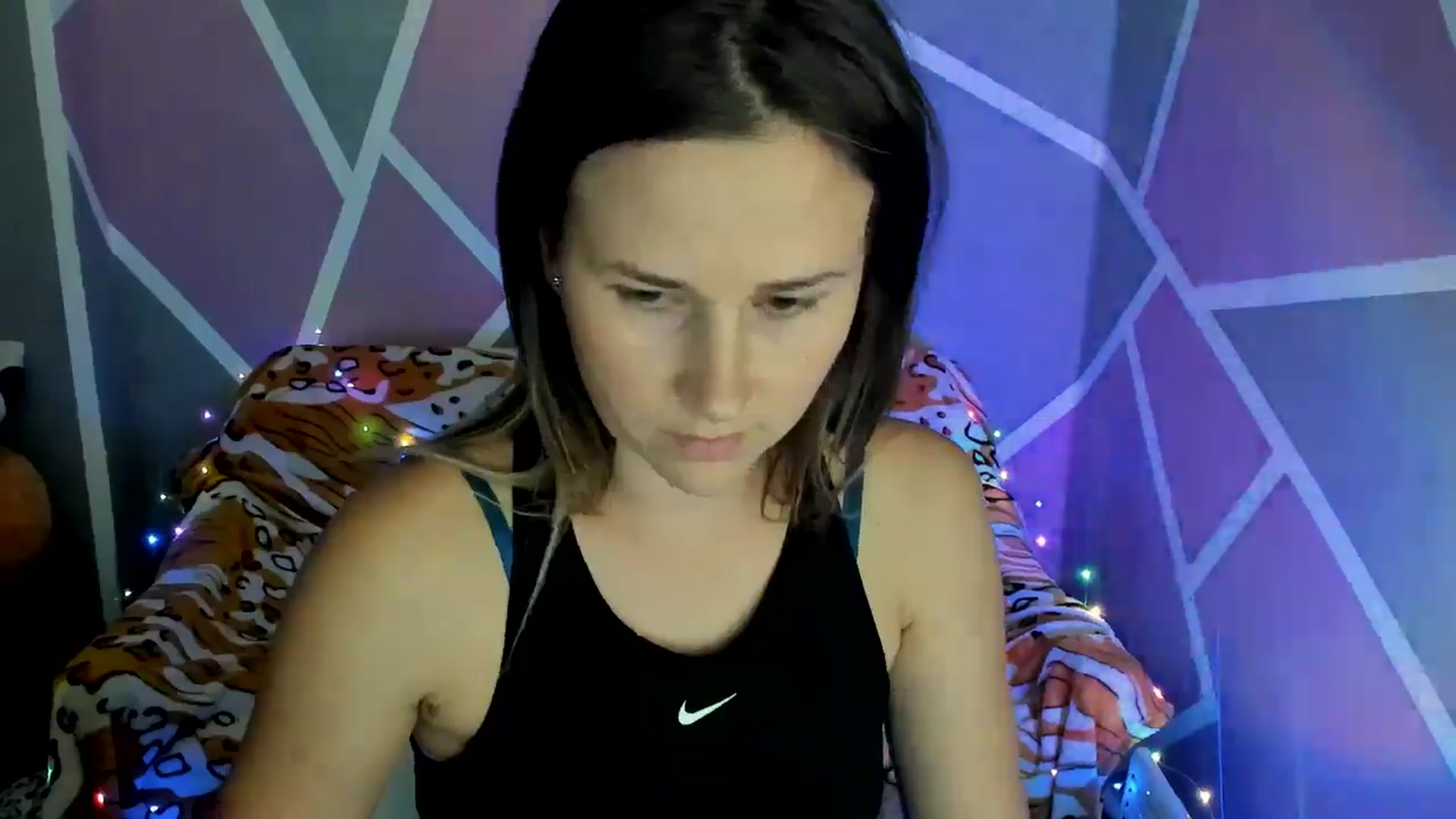 Gallery image thumbnail from Sexy_Ukr's myfreecams stream on, 09/10/2024, 18:29 image 5 of 20