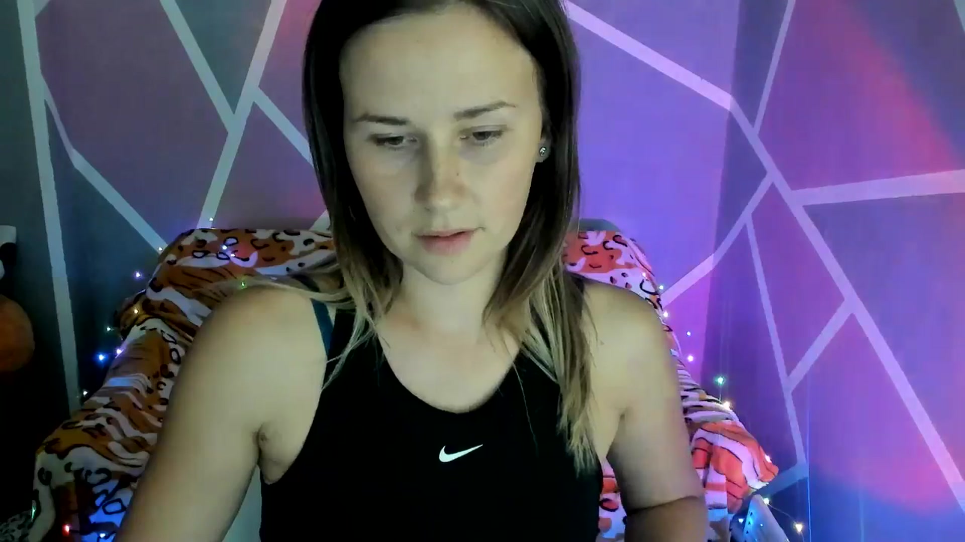 Gallery image thumbnail from Sexy_Ukr's myfreecams stream on, 09/10/2024, 18:29 image 10 of 20