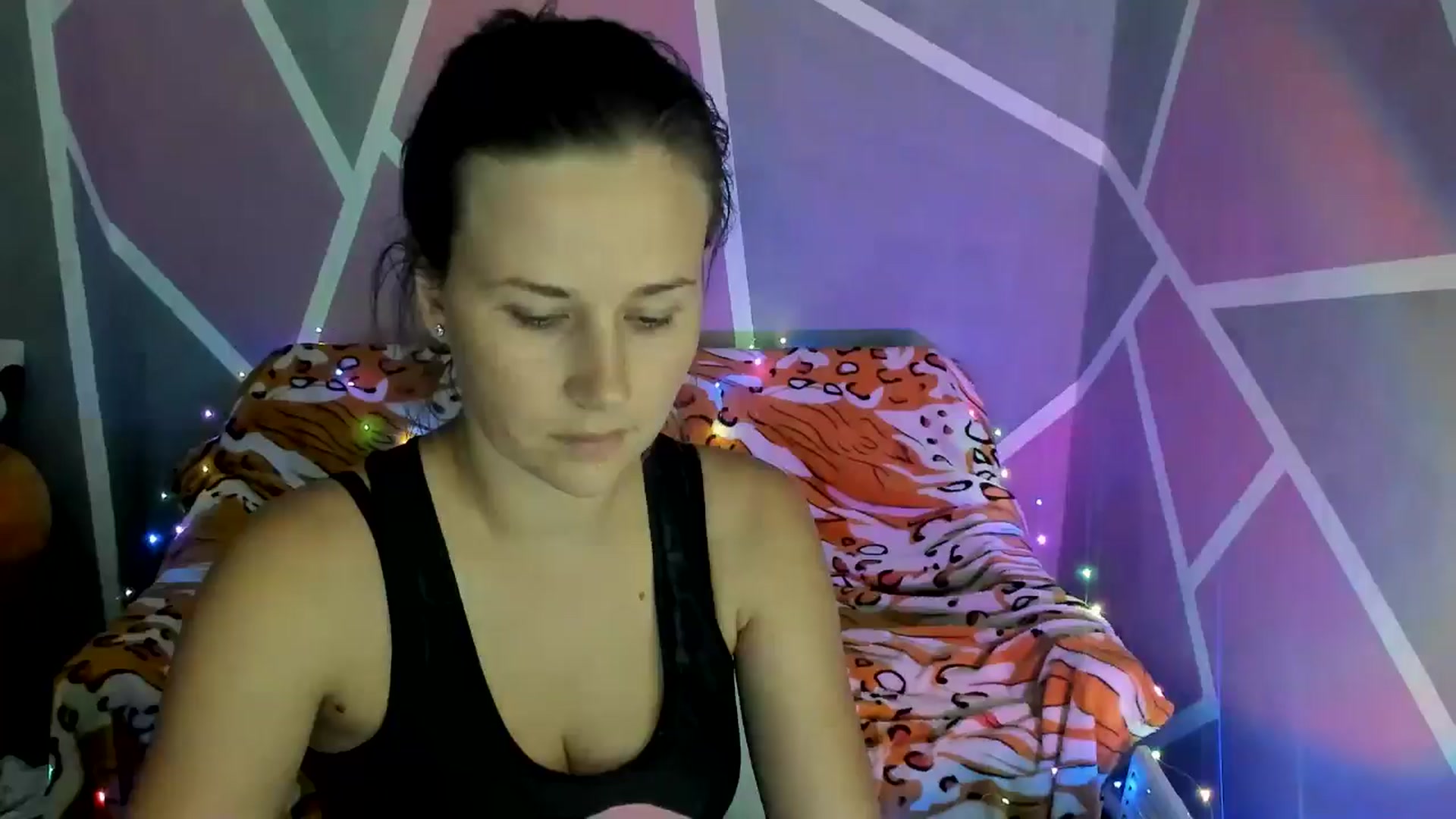 Gallery image thumbnail from Sexy_Ukr's myfreecams stream on, 09/11/2024, 16:21 image 10 of 20