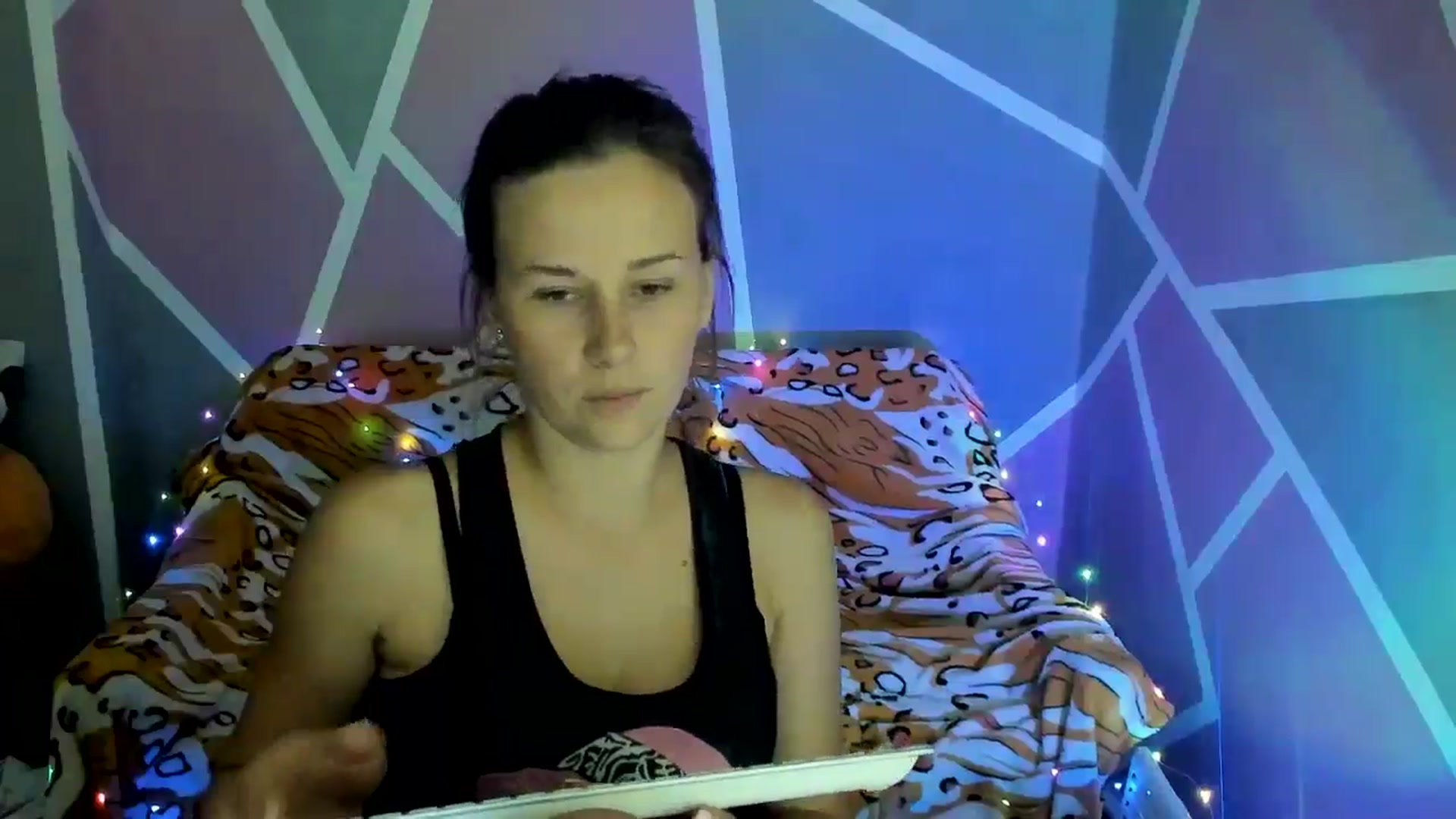Gallery image thumbnail from Sexy_Ukr's myfreecams stream on, 09/11/2024, 16:21 image 18 of 20