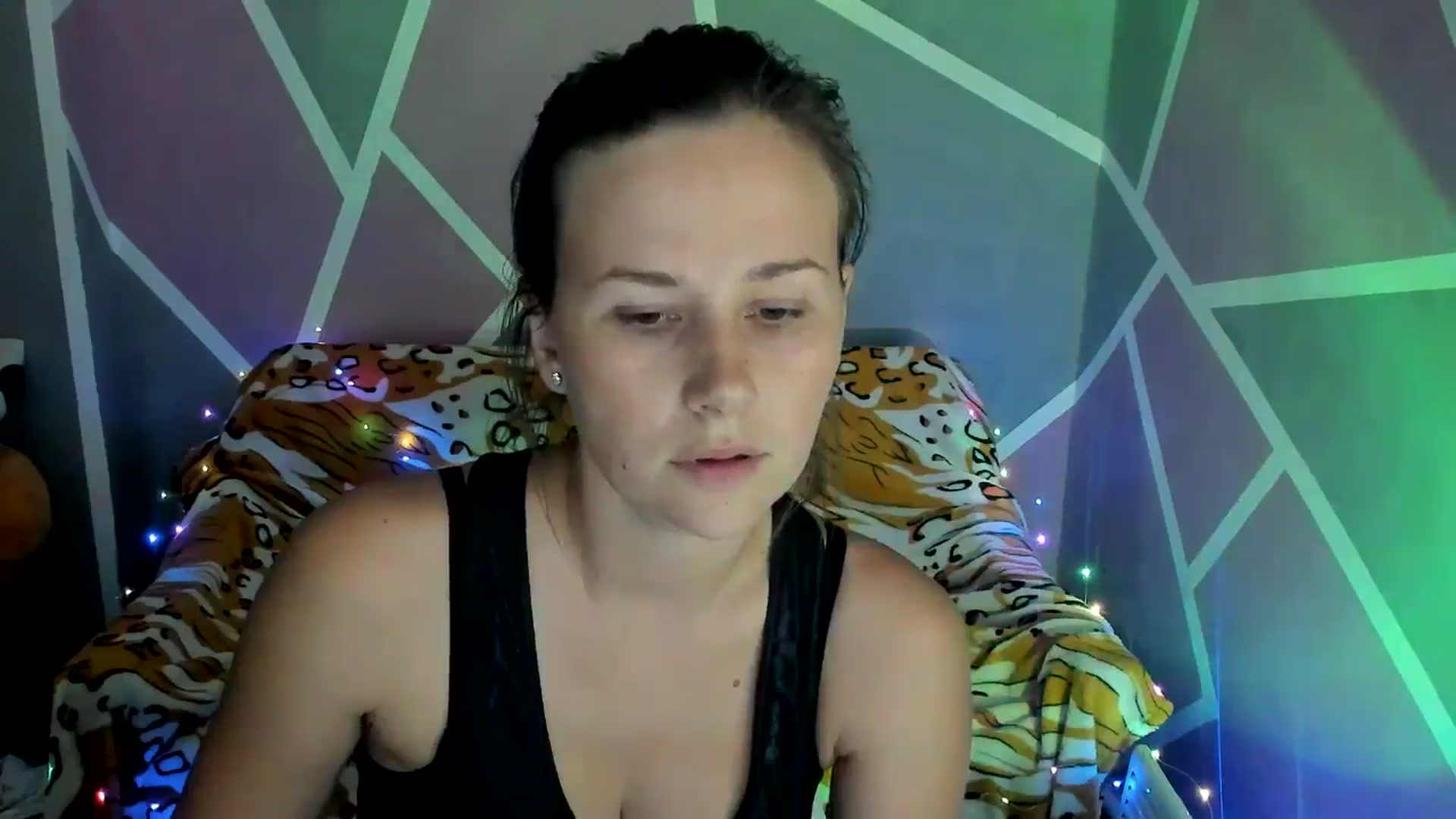 Gallery image thumbnail from Sexy_Ukr's myfreecams stream on, 09/11/2024, 16:21 image 5 of 20