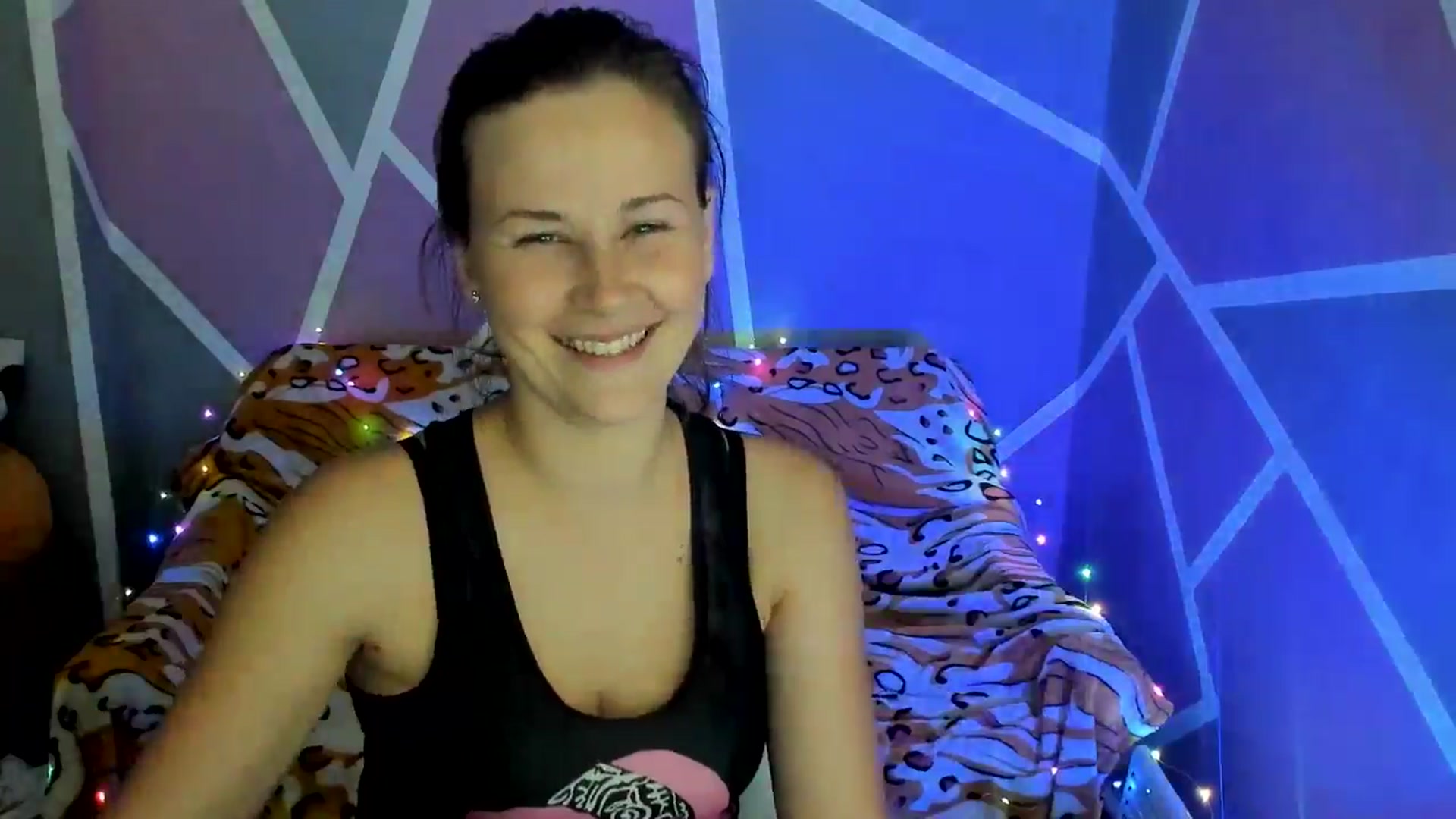 Gallery image thumbnail from Sexy_Ukr's myfreecams stream on, 09/11/2024, 16:21 image 8 of 20
