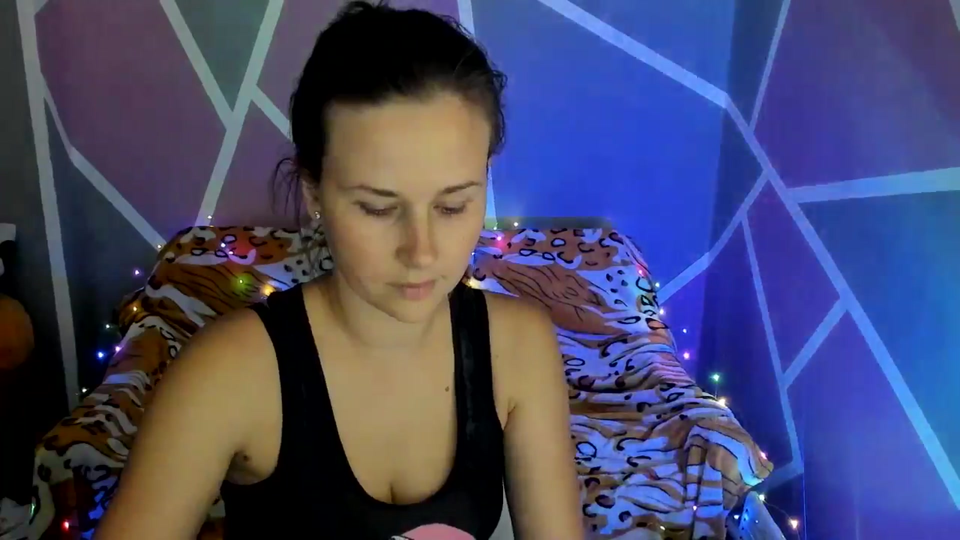 Gallery image thumbnail from Sexy_Ukr's myfreecams stream on, 09/11/2024, 16:21 image 7 of 20